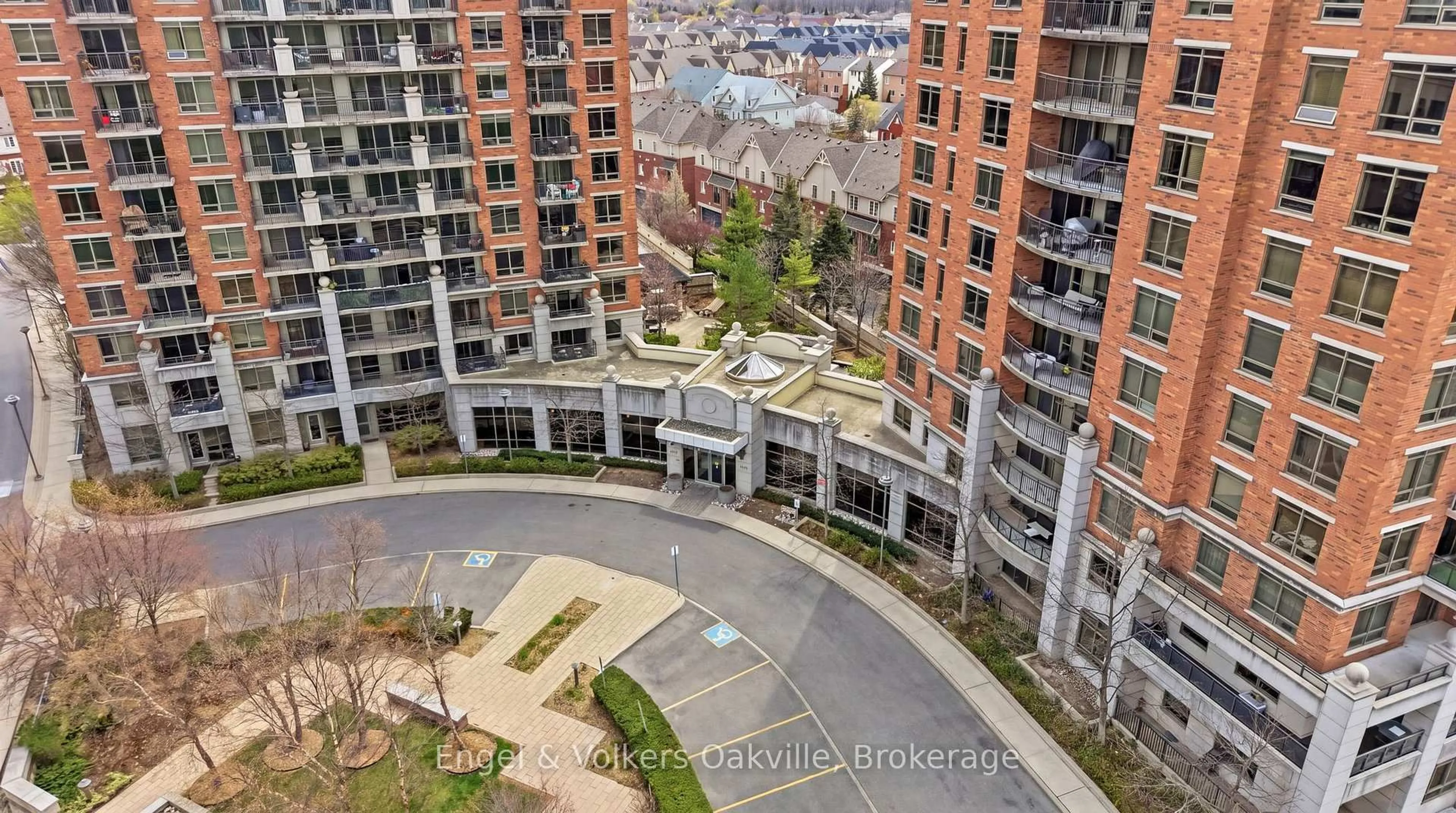 A pic from outside/outdoor area/front of a property/back of a property/a pic from drone, city buildings view from balcony for 2379 Central Park Dr #601, Oakville Ontario L6H 0E3