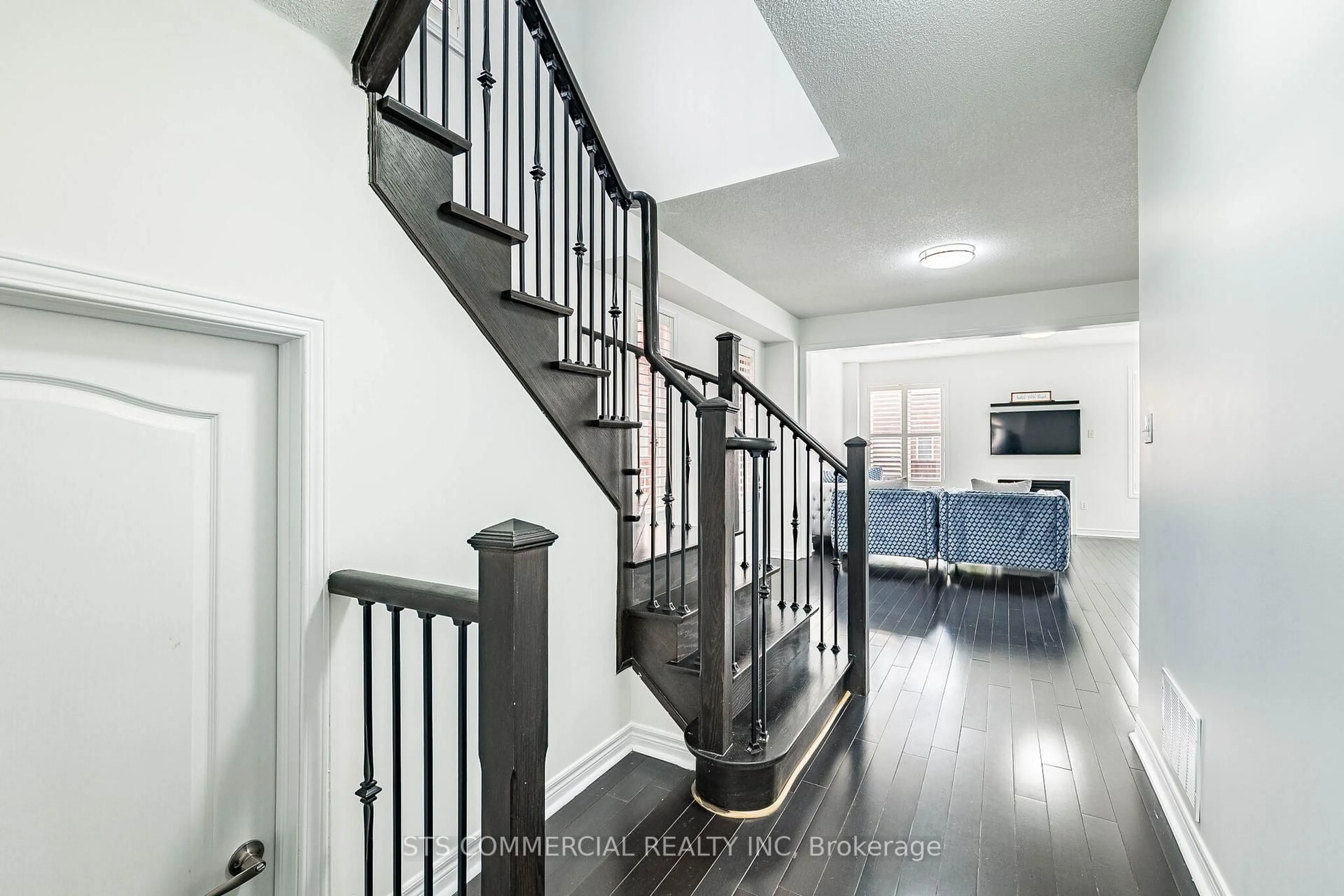 Stairs for 15 Hybrid St, Brampton Ontario L7A 0L5