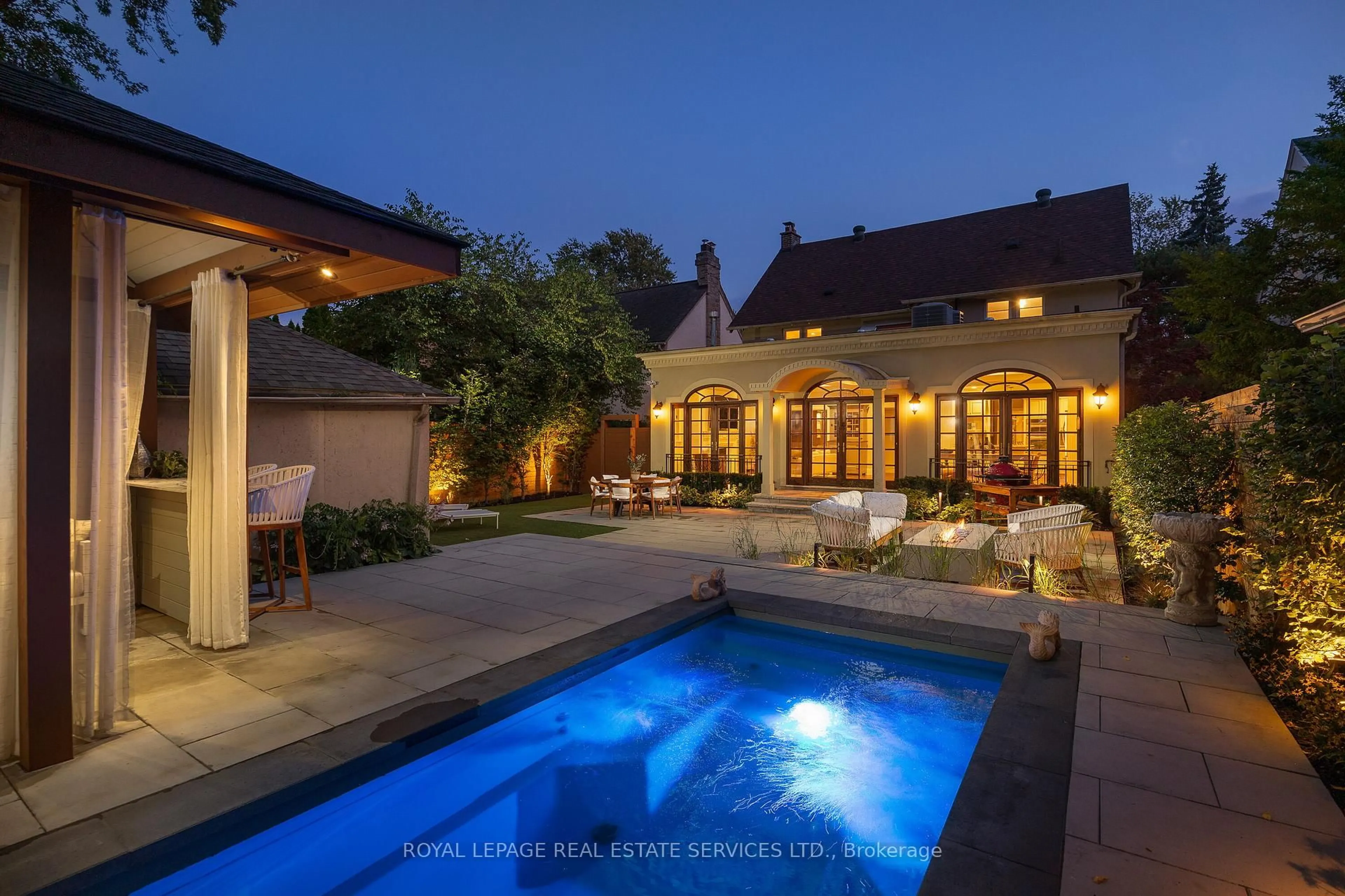 Unknown for 95 The Kingsway, Toronto Ontario M8X 2T6