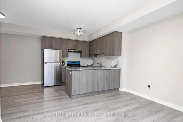 60 Halliford Pl #701, Brampton 4