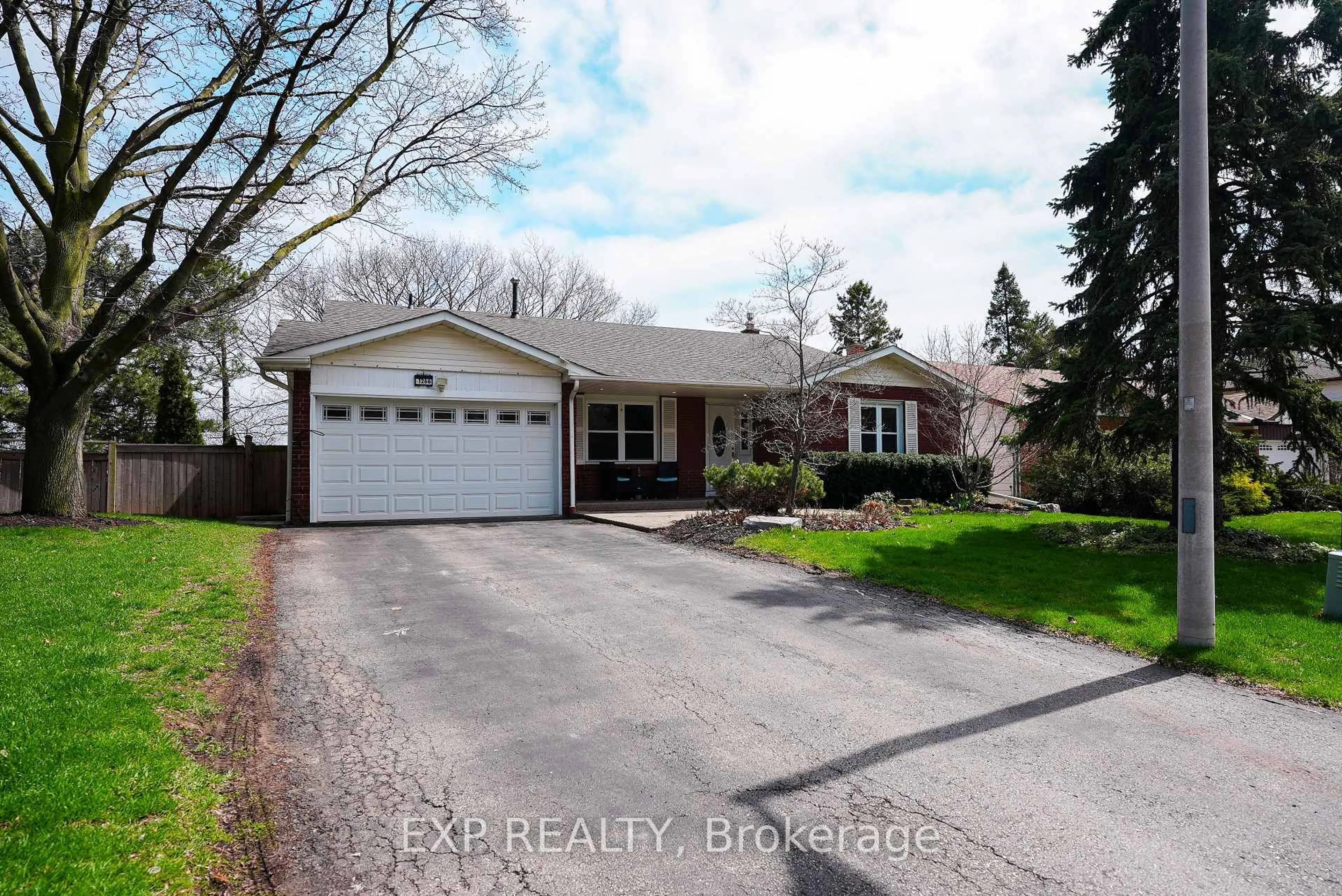 Unknown for 1266 Lakeview Dr, Oakville Ontario L6H 2M8