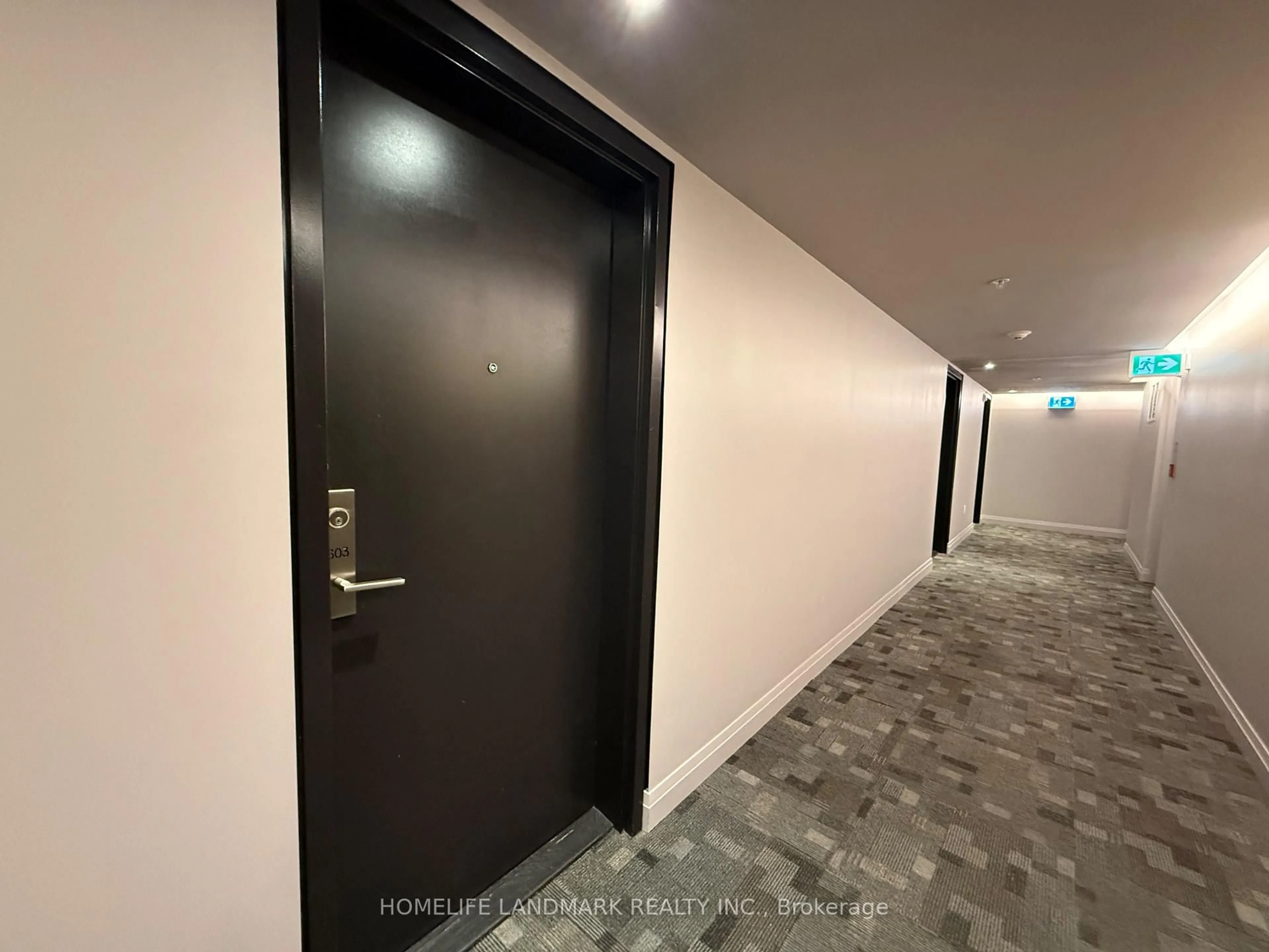 Indoor foyer for 408 Browns Line #603, Toronto Ontario M8W 0C3