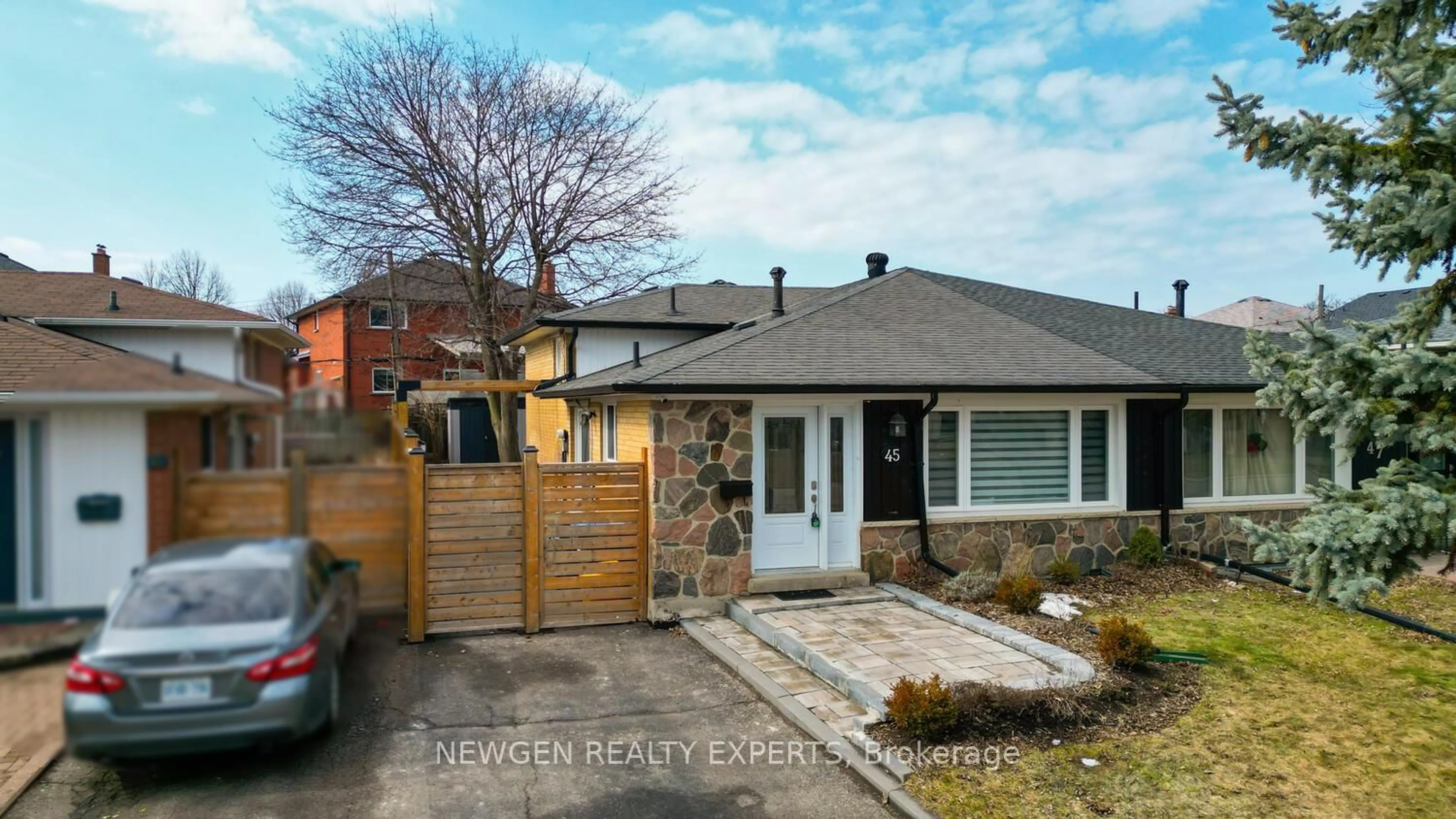 Home with brick exterior material, street for 45 Grange Dr, Brampton Ontario L6X 2H1
