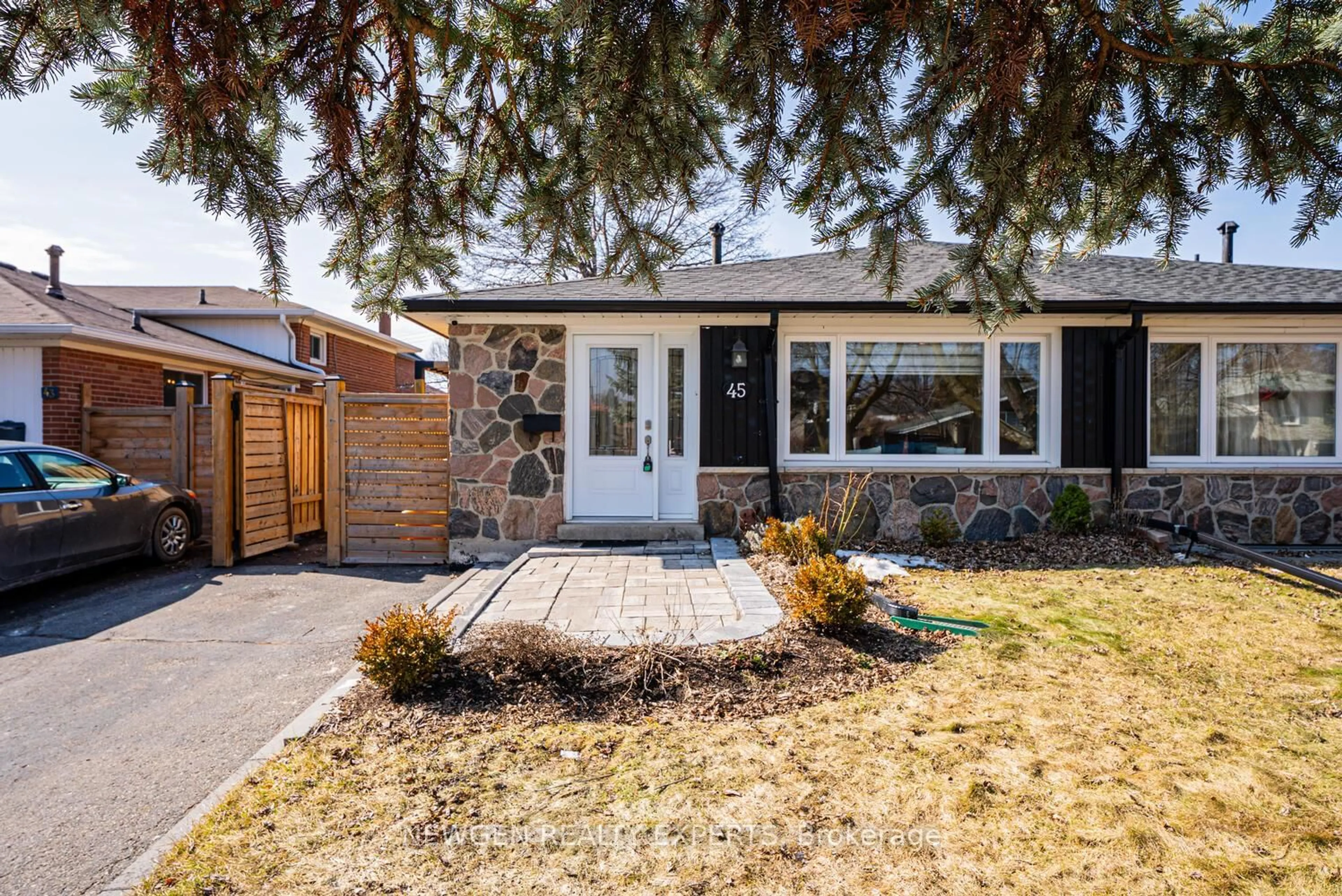 Home with brick exterior material, street for 45 Grange Dr, Brampton Ontario L6X 2H1