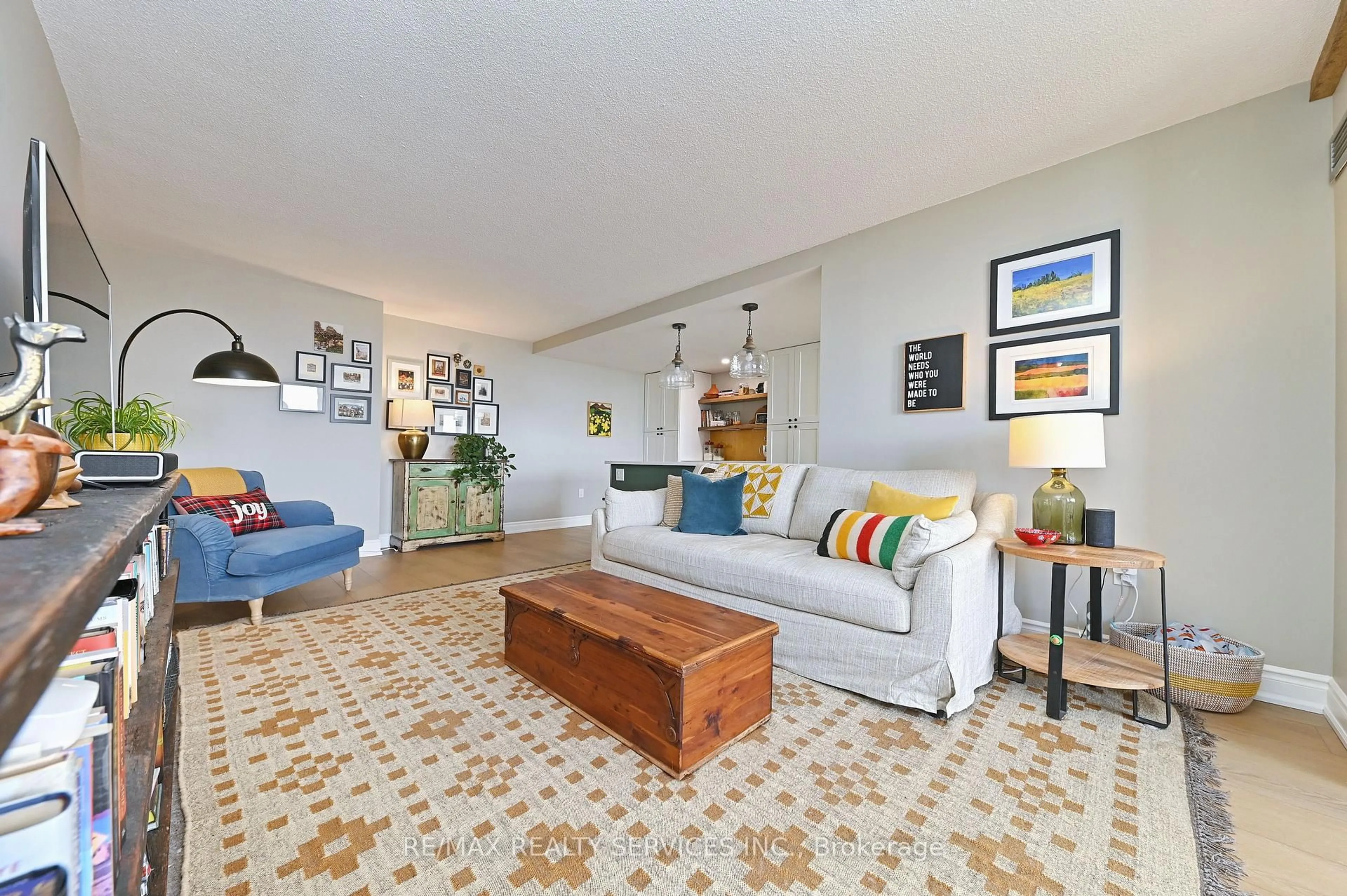 Living room with furniture, unknown for 20 Cherrytree Dr #905, Brampton Ontario L6Y 3V1