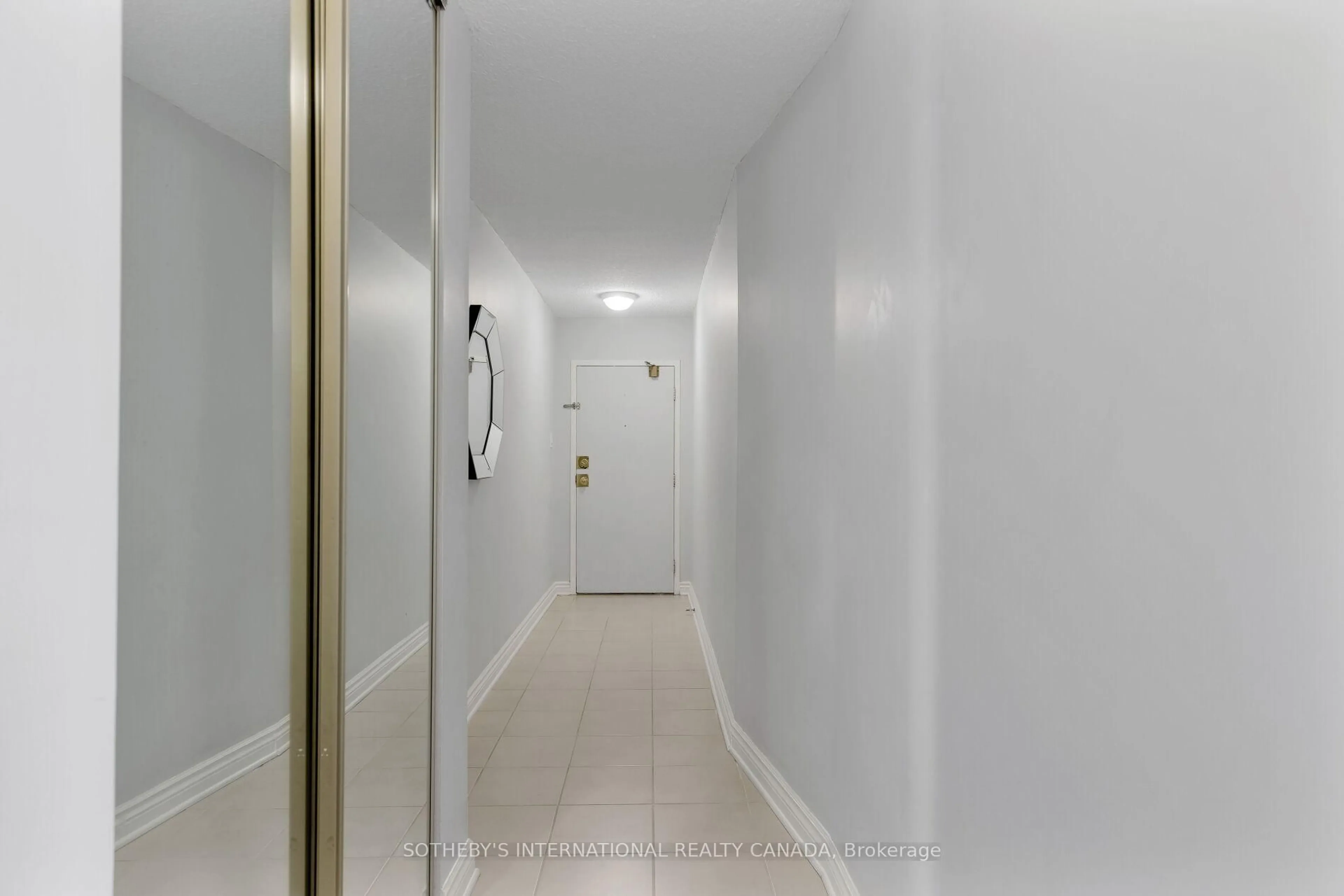 Unknown for 1515 Lakeshore Rd #1103, Mississauga Ontario L5E 3E3