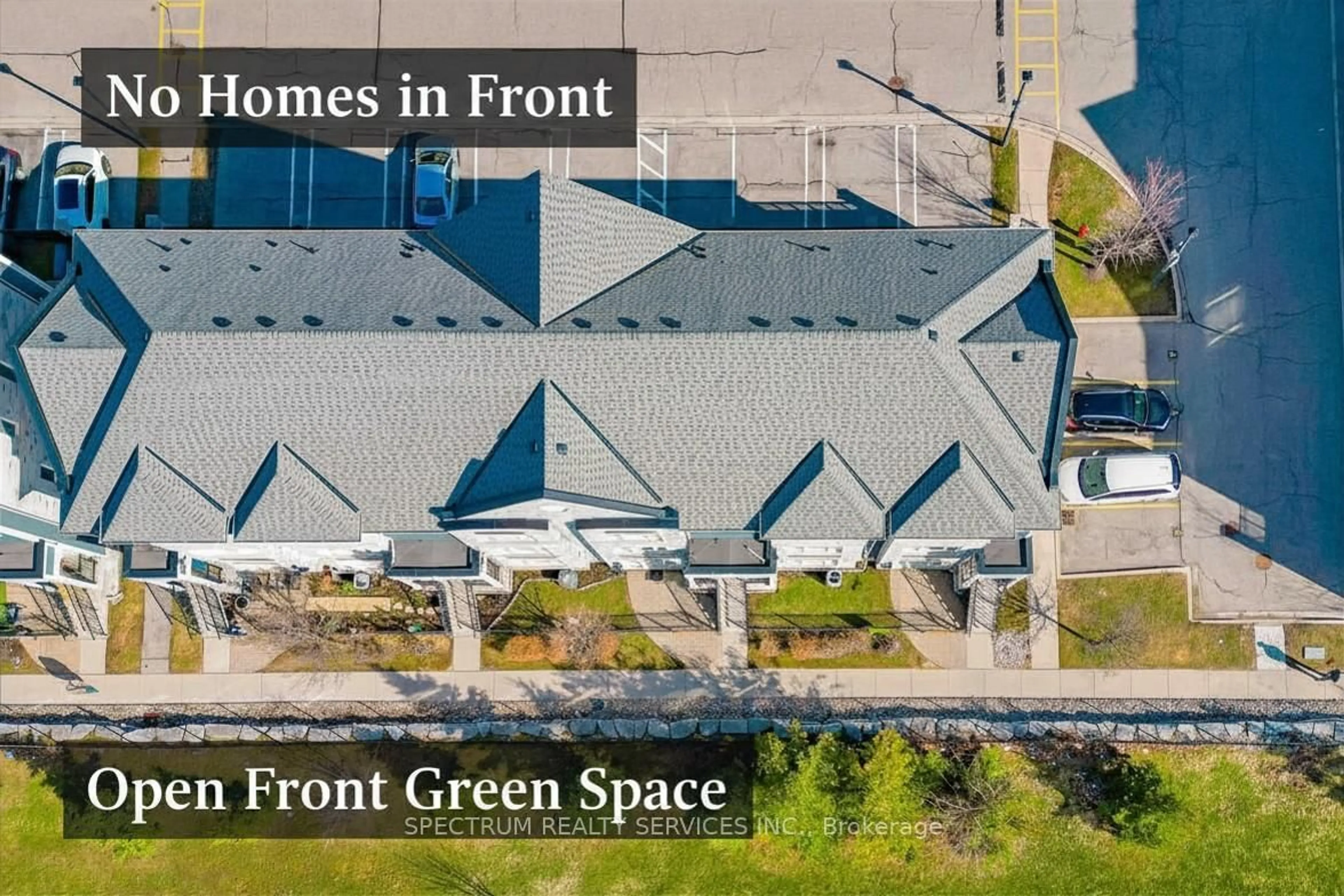 A pic from outside/outdoor area/front of a property/back of a property/a pic from drone, street for 60 Fairwood Circ #23, Brampton Ontario L6R 0Y6