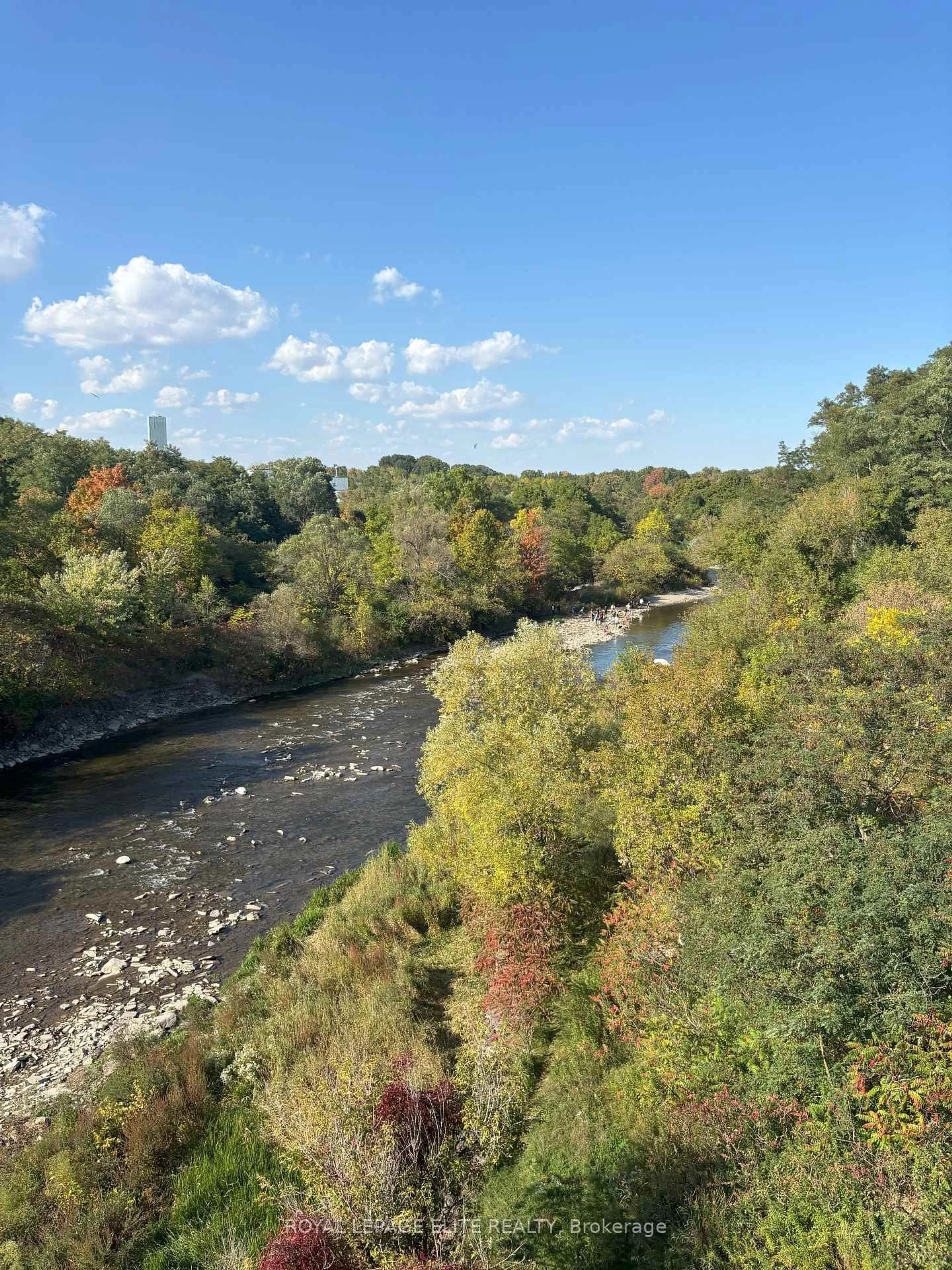 Unknown for 1631 Eglinton Ave, Mississauga Ontario L5M 7C1