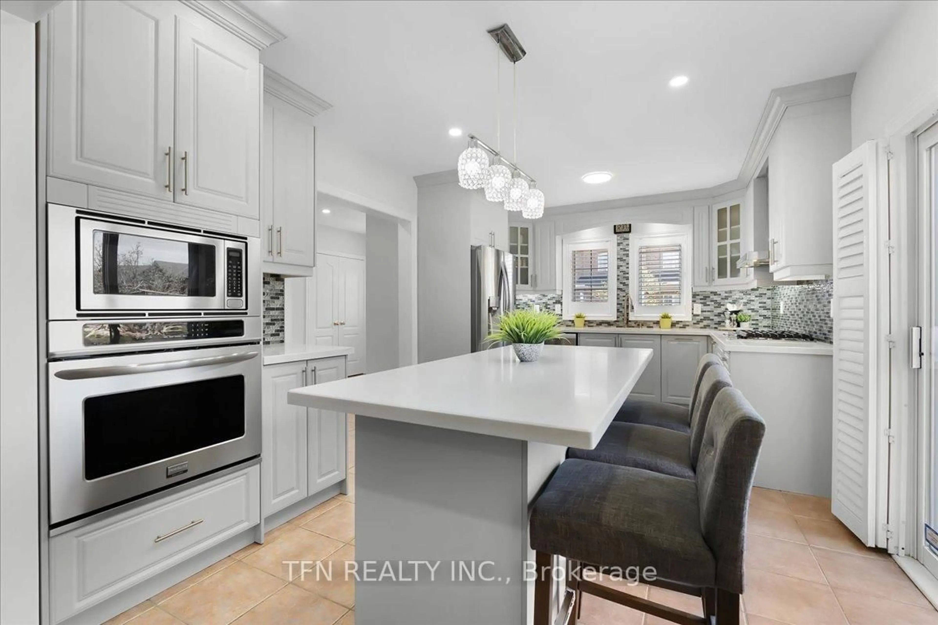 Contemporary kitchen, ceramic/tile floor for 70 Sewells Lane, Brampton Ontario L7A 2Z8