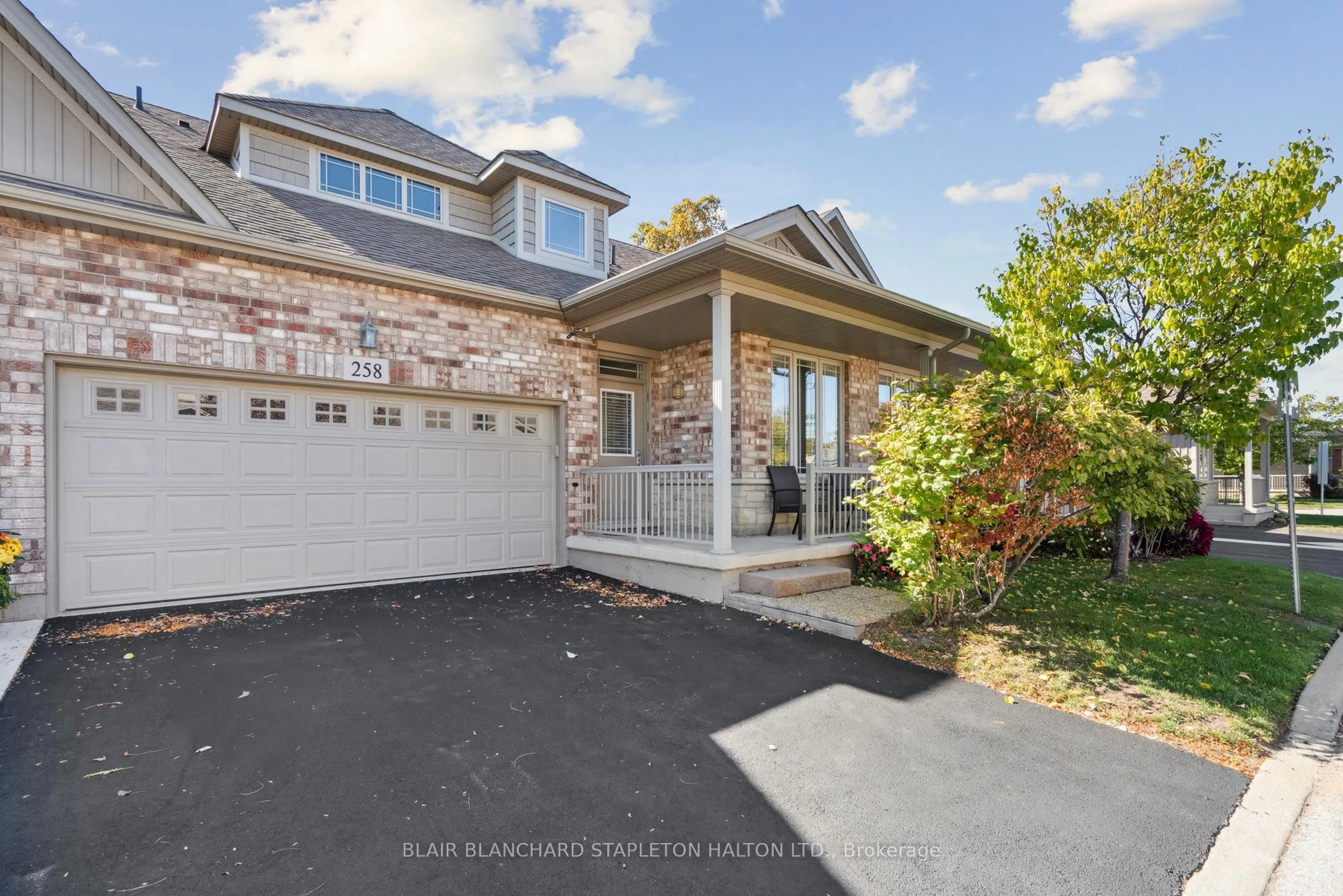Home with brick exterior material, street for 2120 Itabashi Way #258, Burlington Ontario L7M 0V3