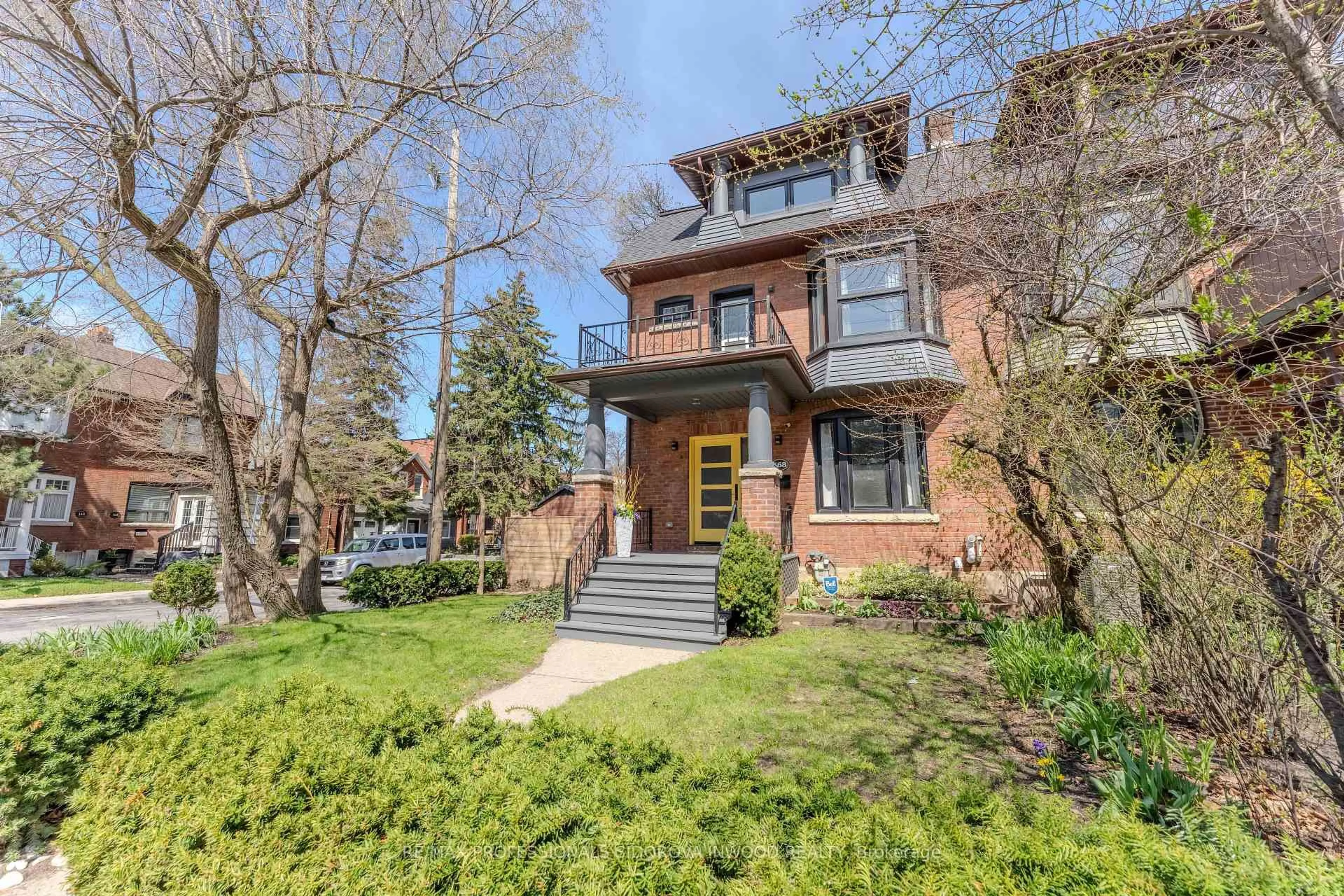 Home with brick exterior material, street for 368 Glenlake Ave, Toronto Ontario M6P 1G4