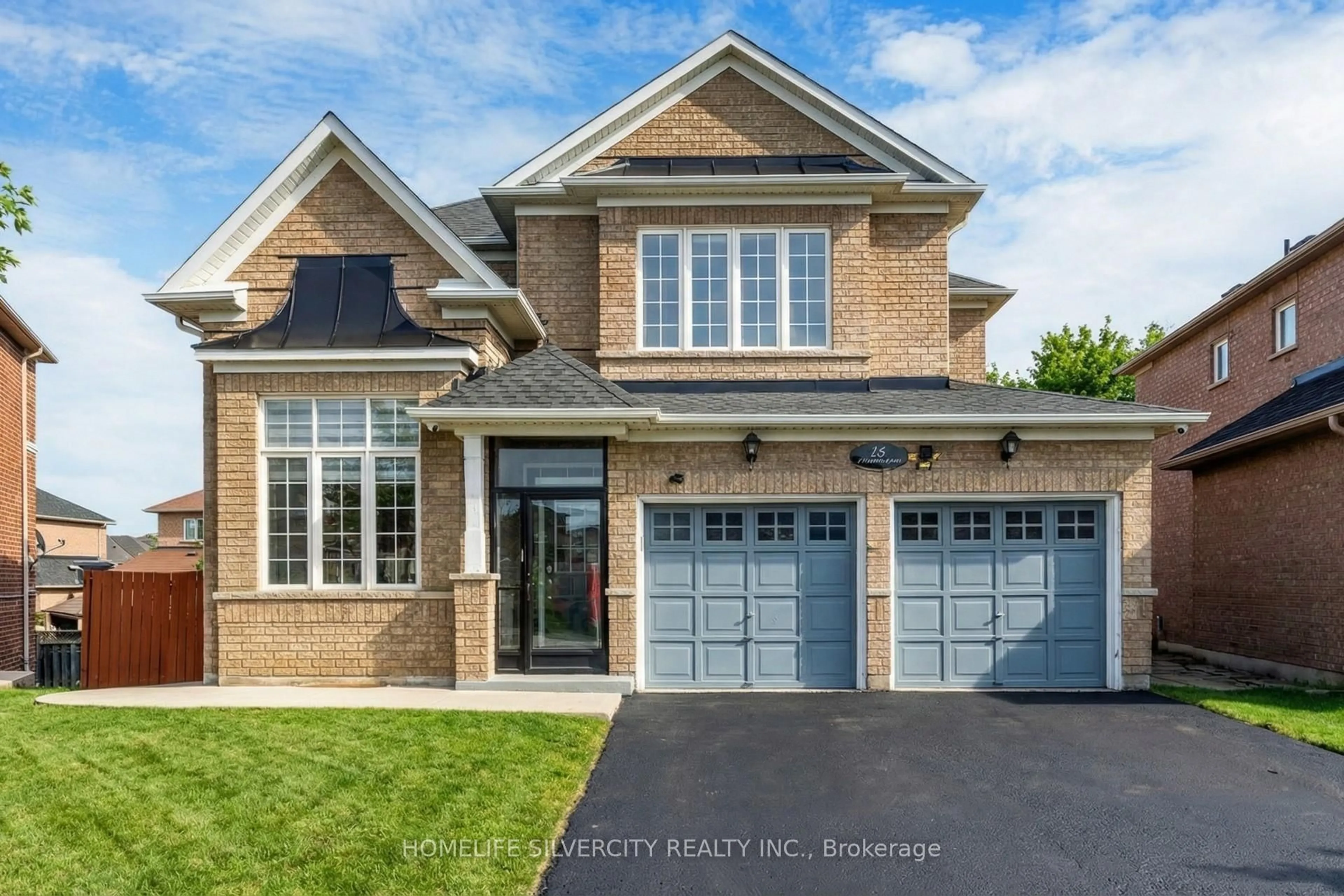 Home with brick exterior material, street for 18 Finlayson Cres, Brampton Ontario L6R 0H7