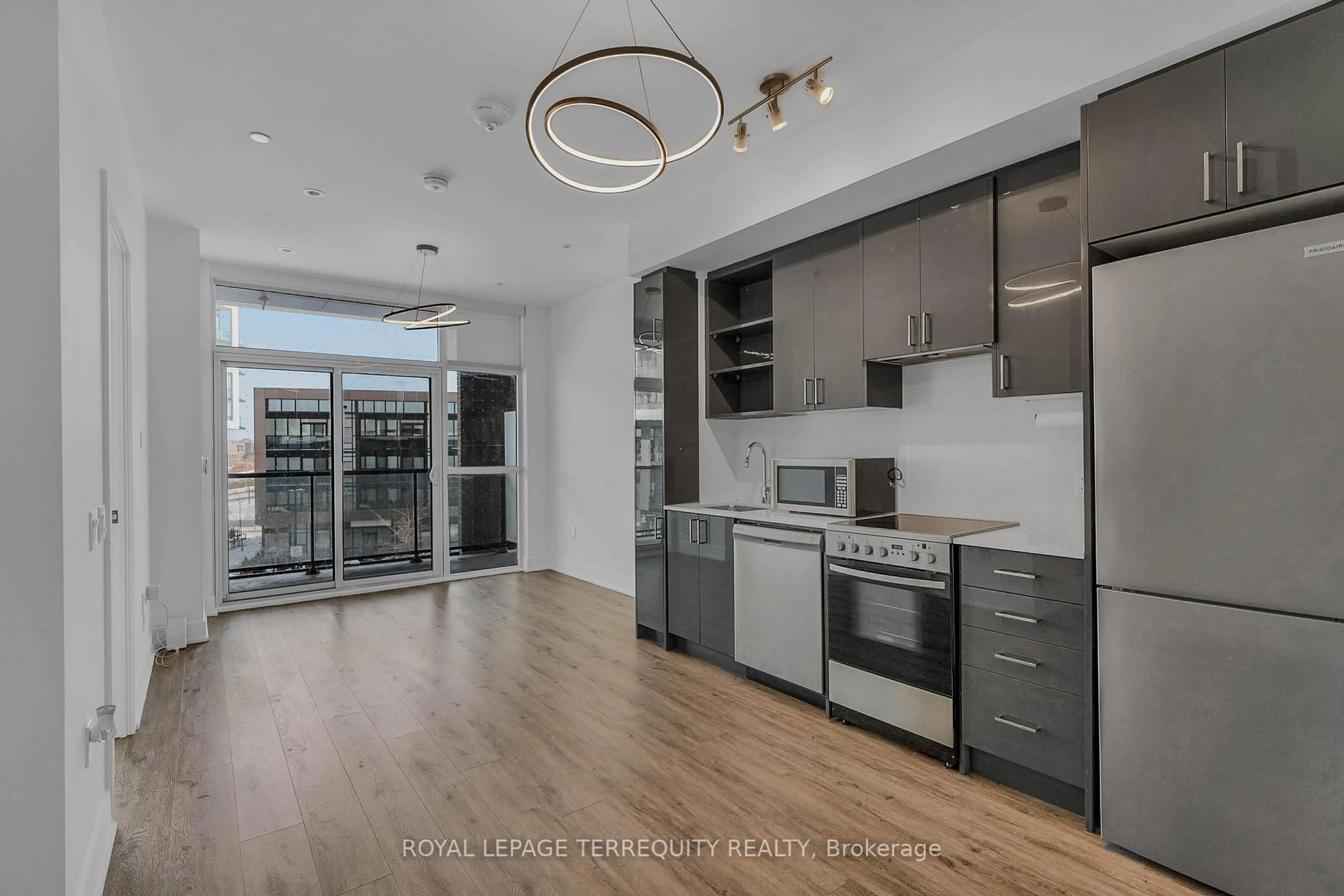 Open concept kitchen, unknown for 50 George Butchart Dr #326, Toronto Ontario M3K 0C9