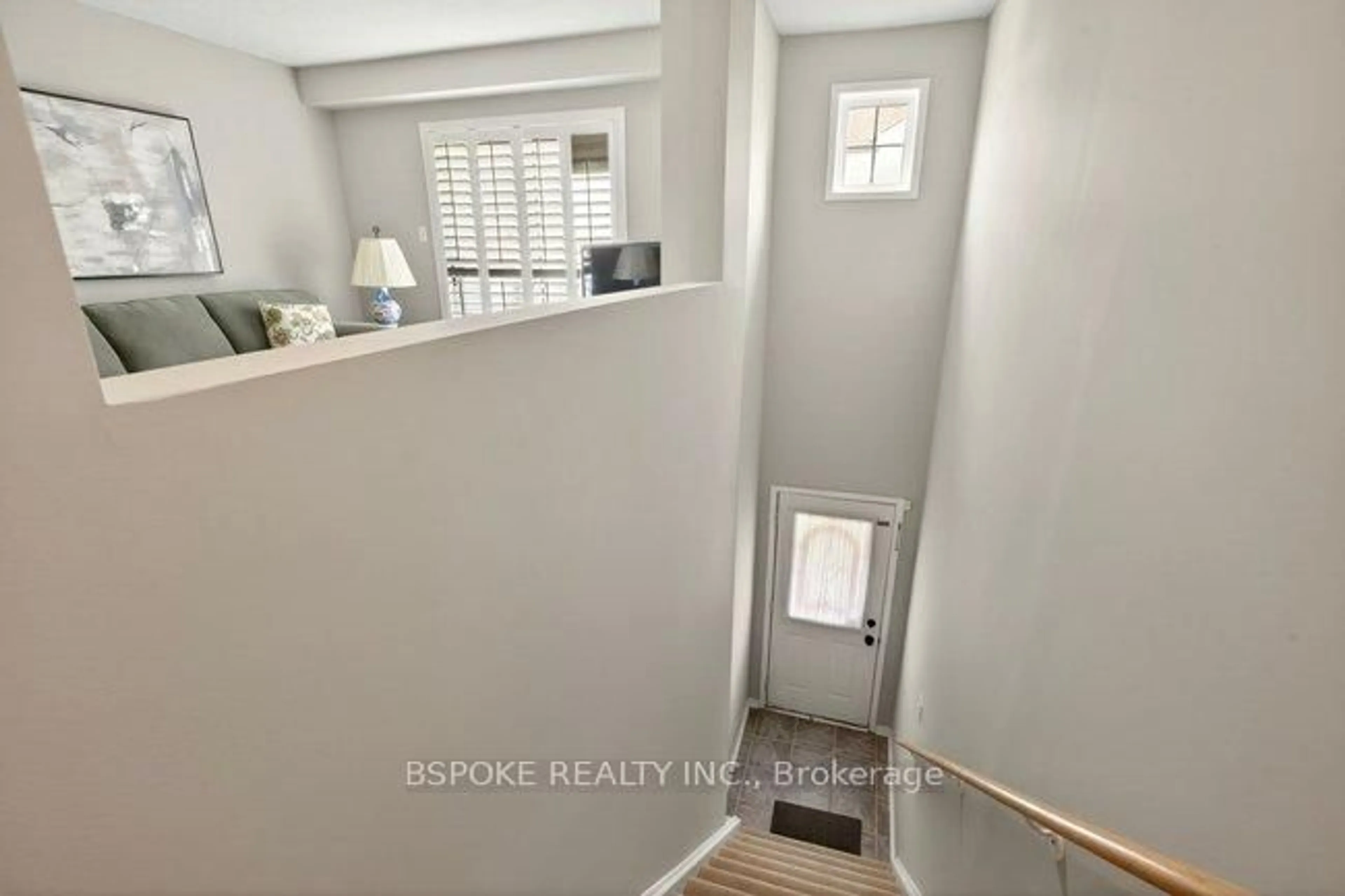 Unknown for 2531 Northampton Blvd #9, Burlington Ontario L7M 4H5