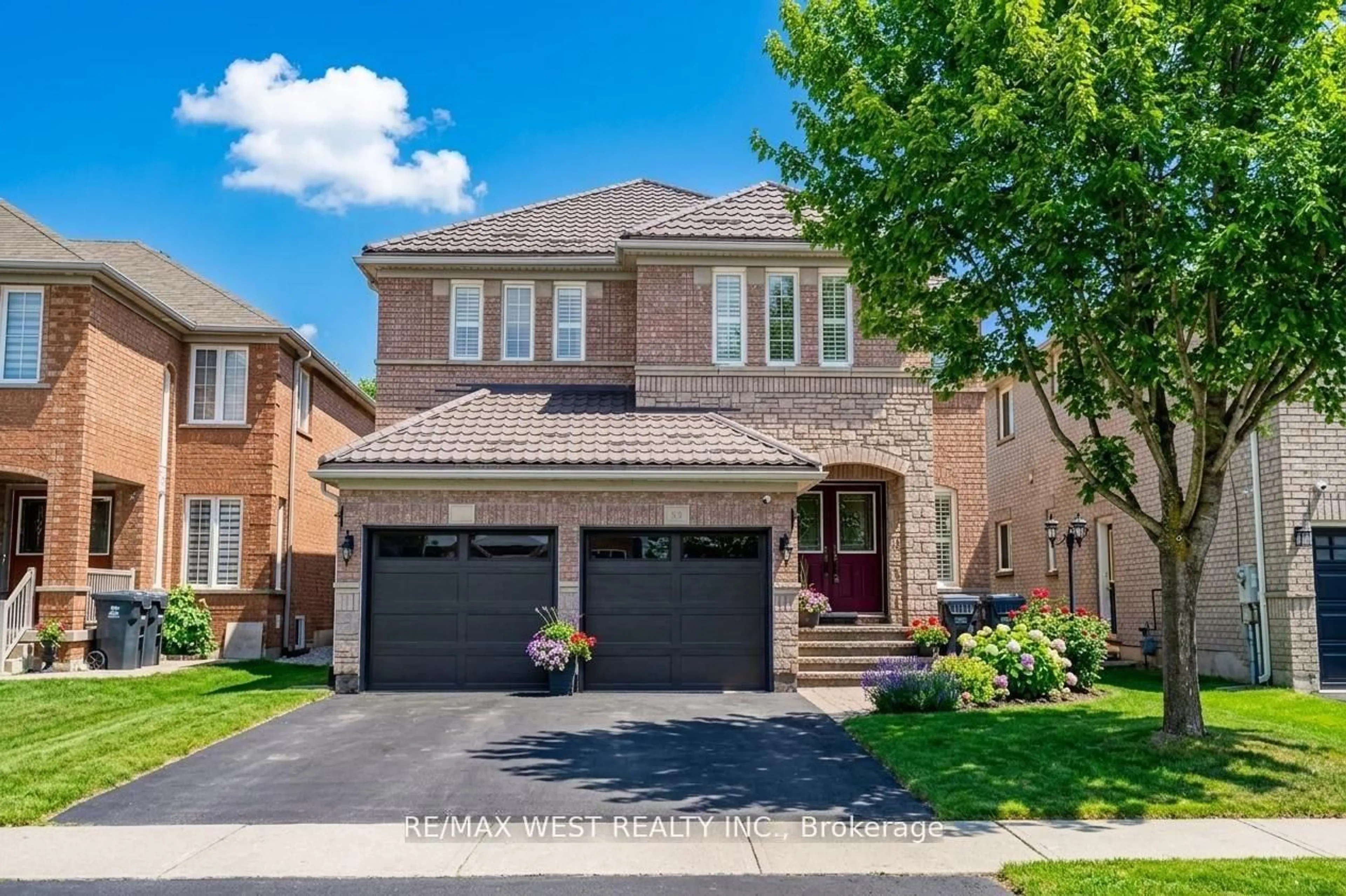 Home with brick exterior material, street for 38 Bottlebrush Dr, Brampton Ontario L6R 2Z5