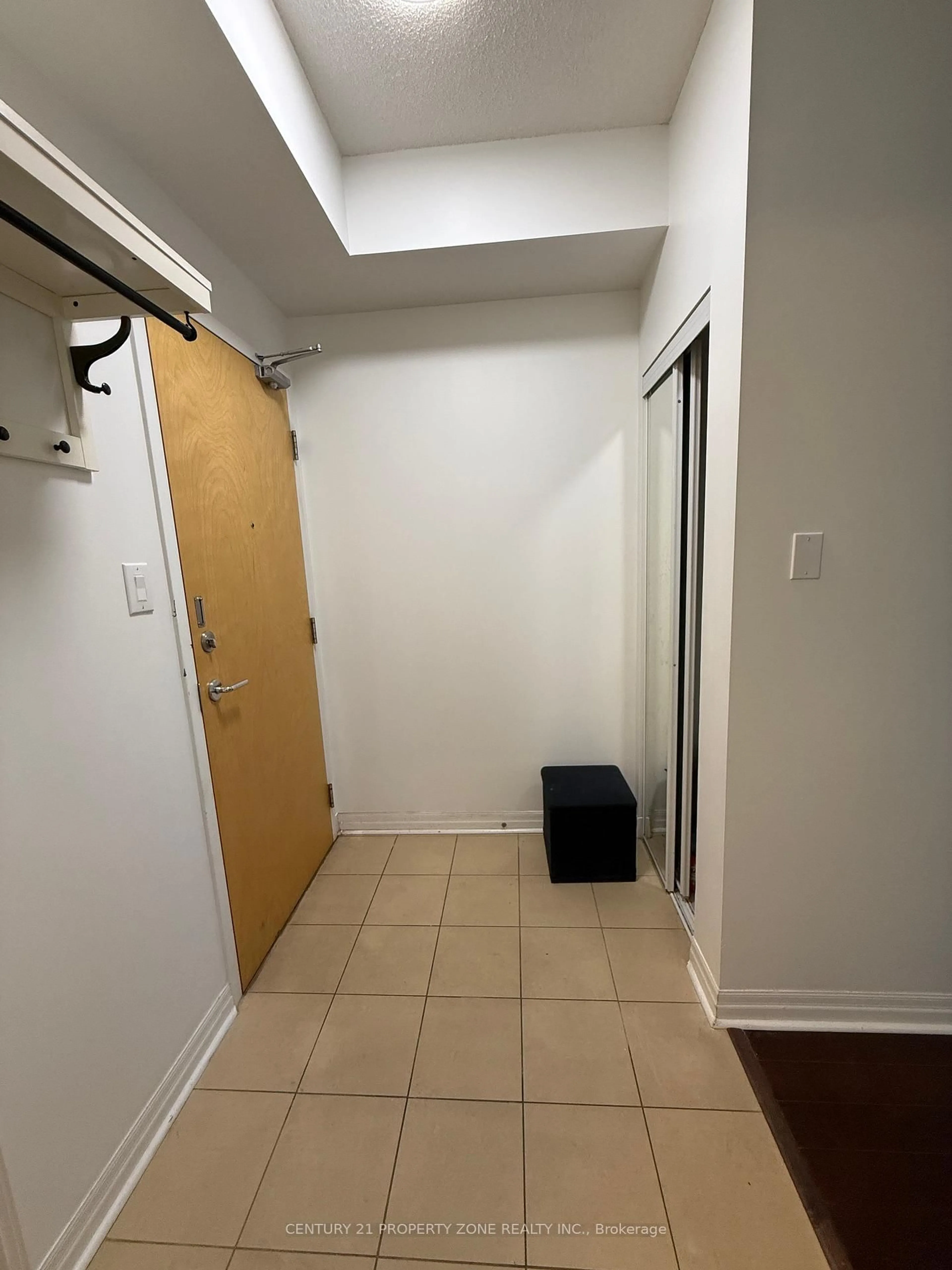 Unknown for 3515 Kariya Dr #3207, Mississauga Ontario L5B 0C1