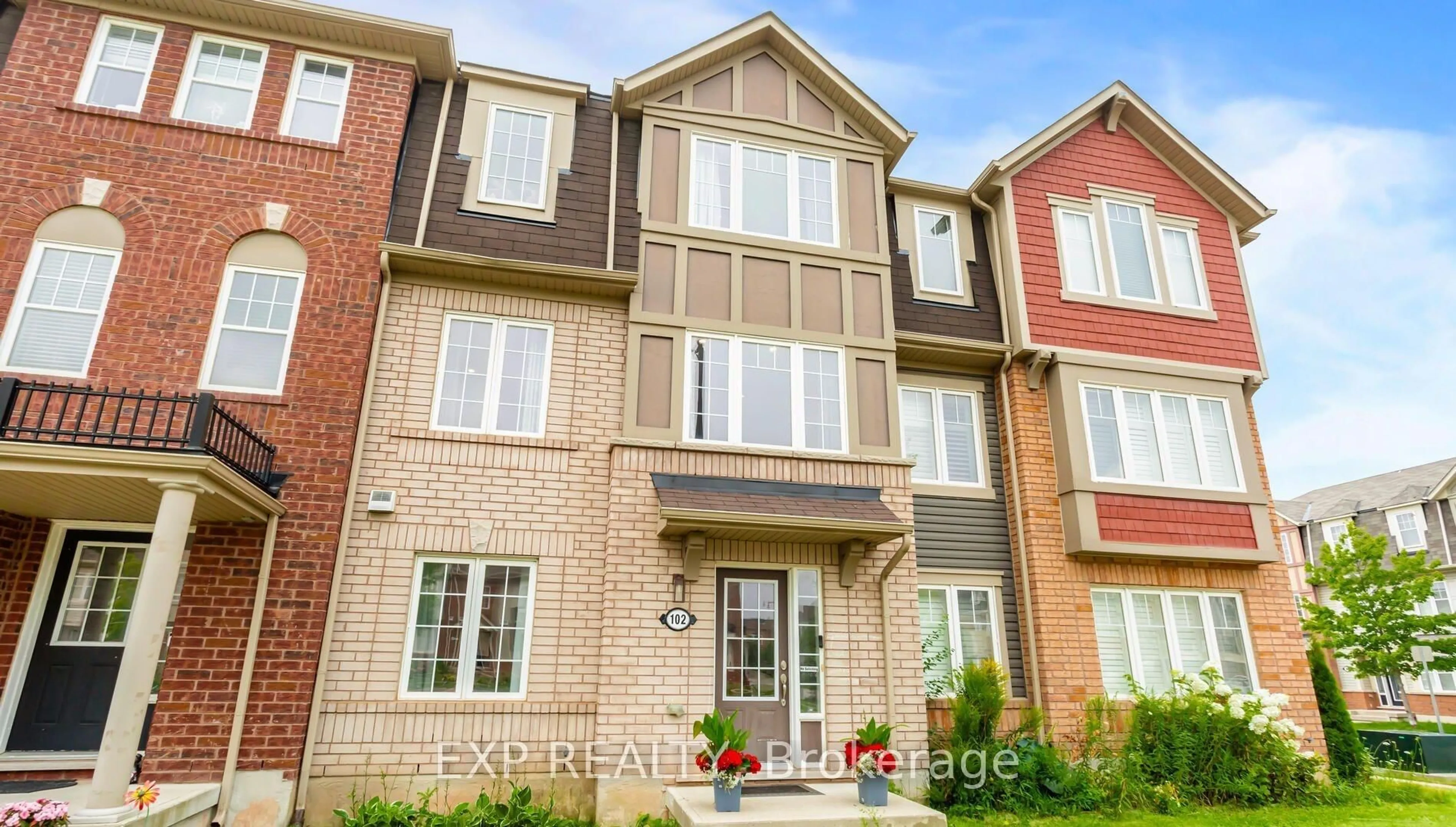 Home with brick exterior material, street for 102 Bleasdale Ave, Brampton Ontario L7A 0G2