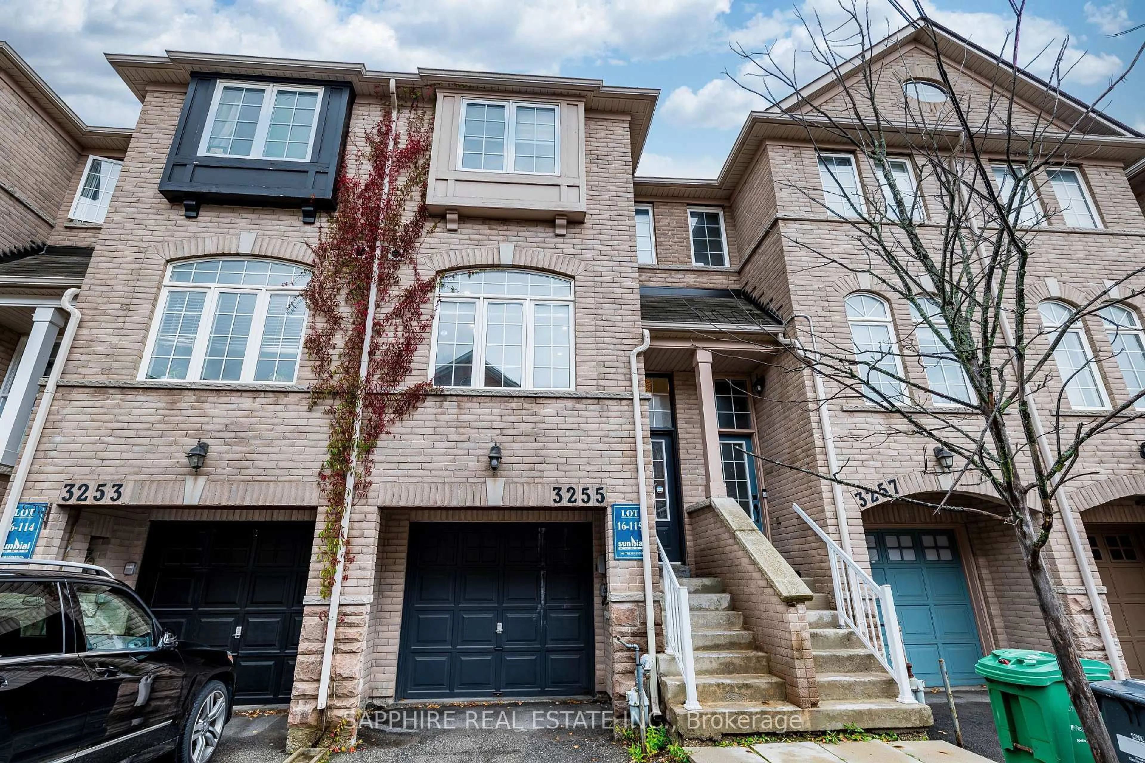 Home with brick exterior material, street for 3255 Redpath Circ, Mississauga Ontario L5N 8R3