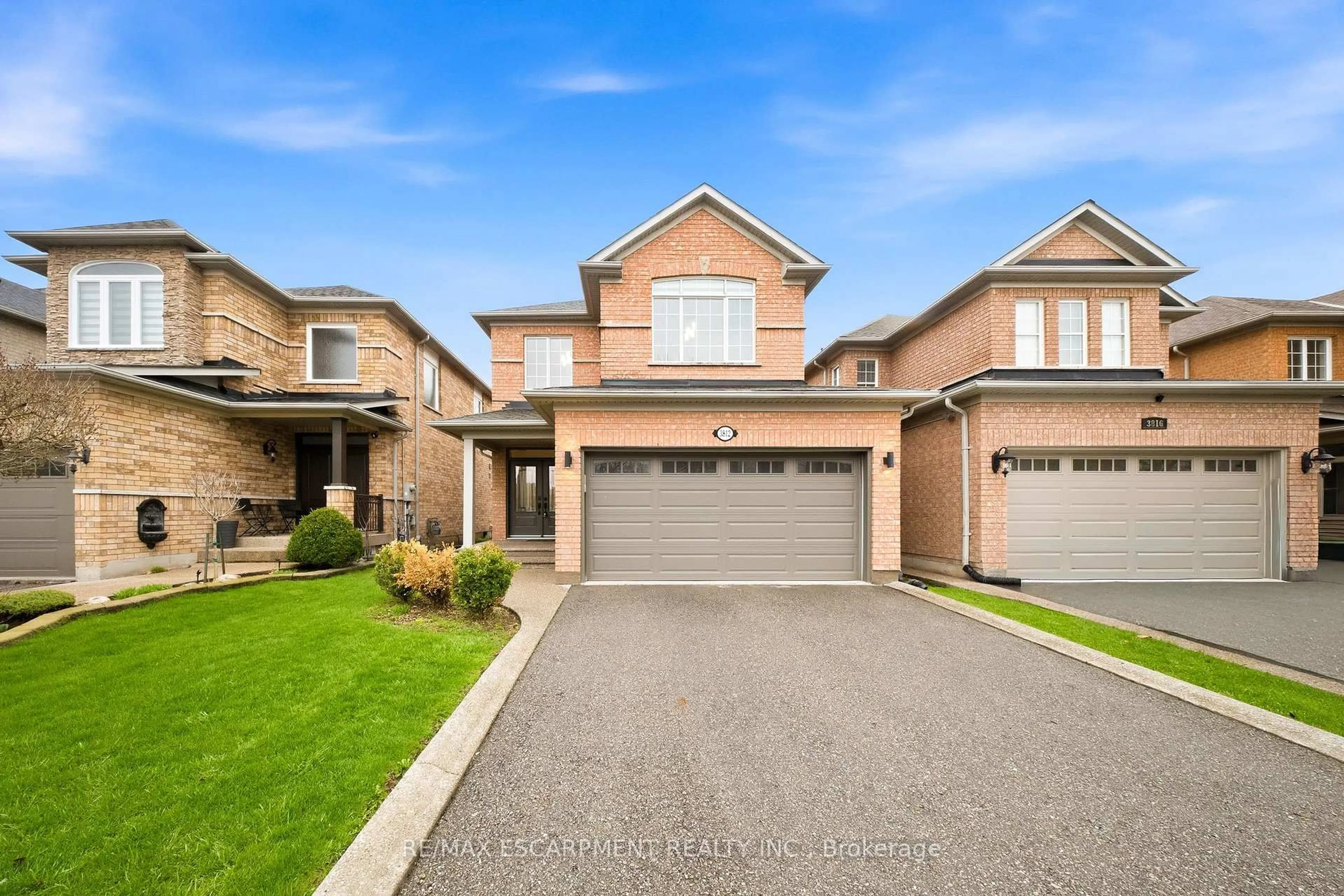 Home with brick exterior material, street for 3812 Lacman Tr, Mississauga Ontario L5M 6X8