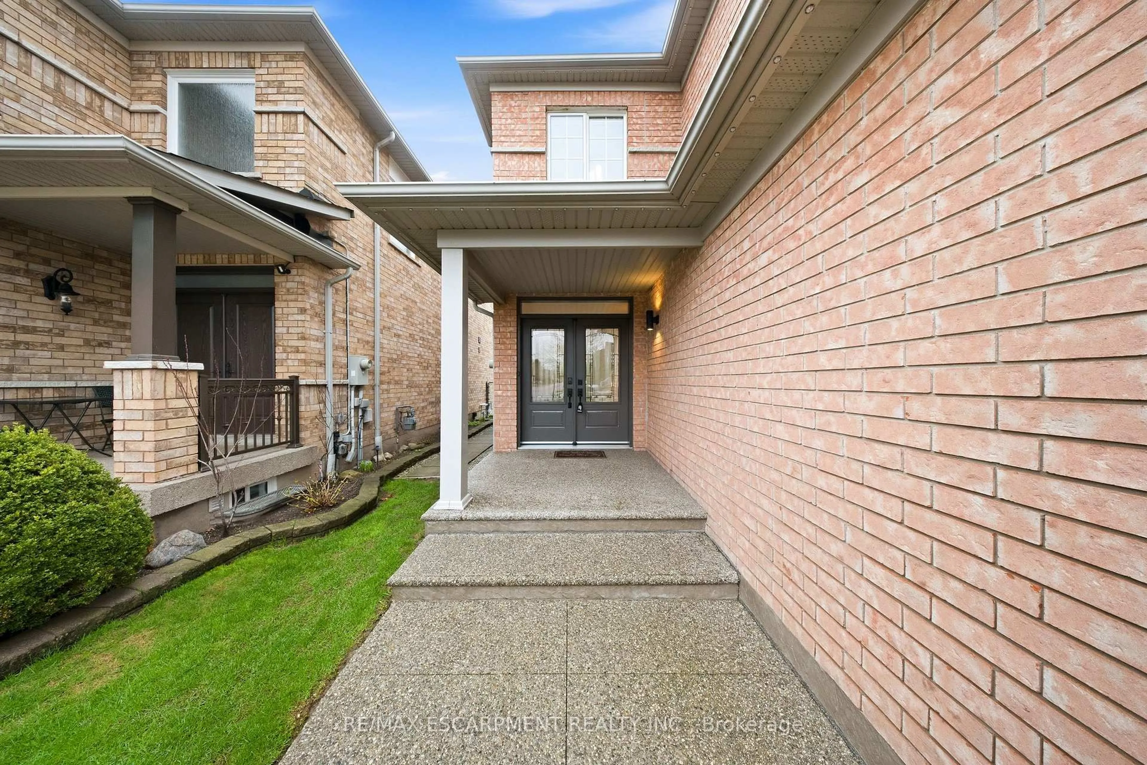 Home with brick exterior material, street for 3812 Lacman Tr, Mississauga Ontario L5M 6X8