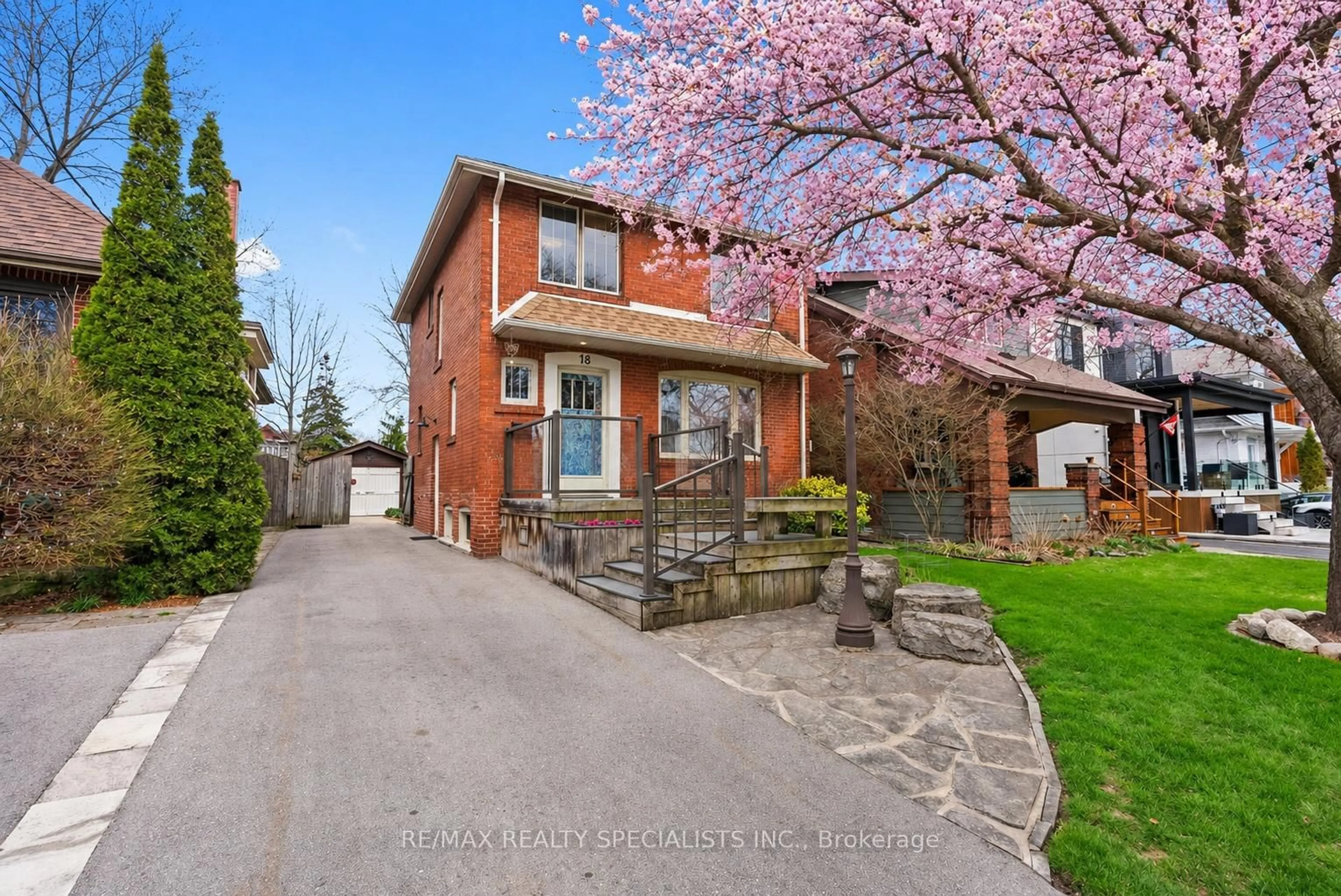Home with brick exterior material, street for 18 Dartmouth Cres, Toronto Ontario M8V 1X1