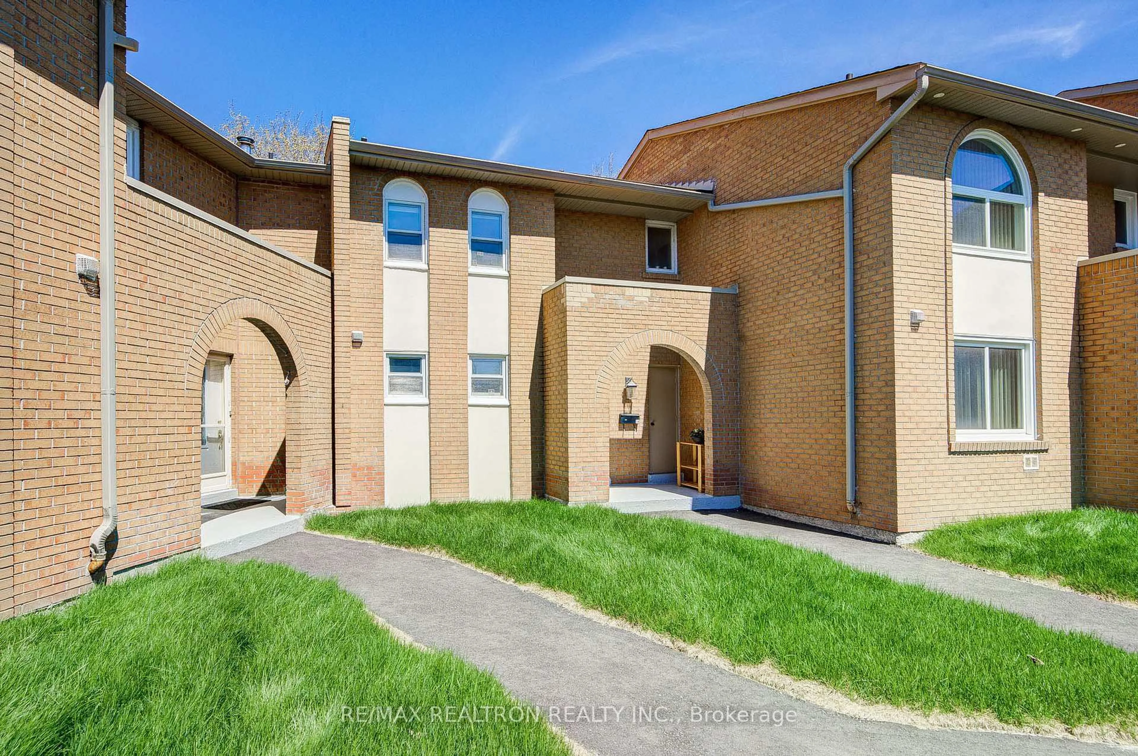 Unknown for 1180 Mississauga Valley Blvd #14, Mississauga Ontario L5A 3M9