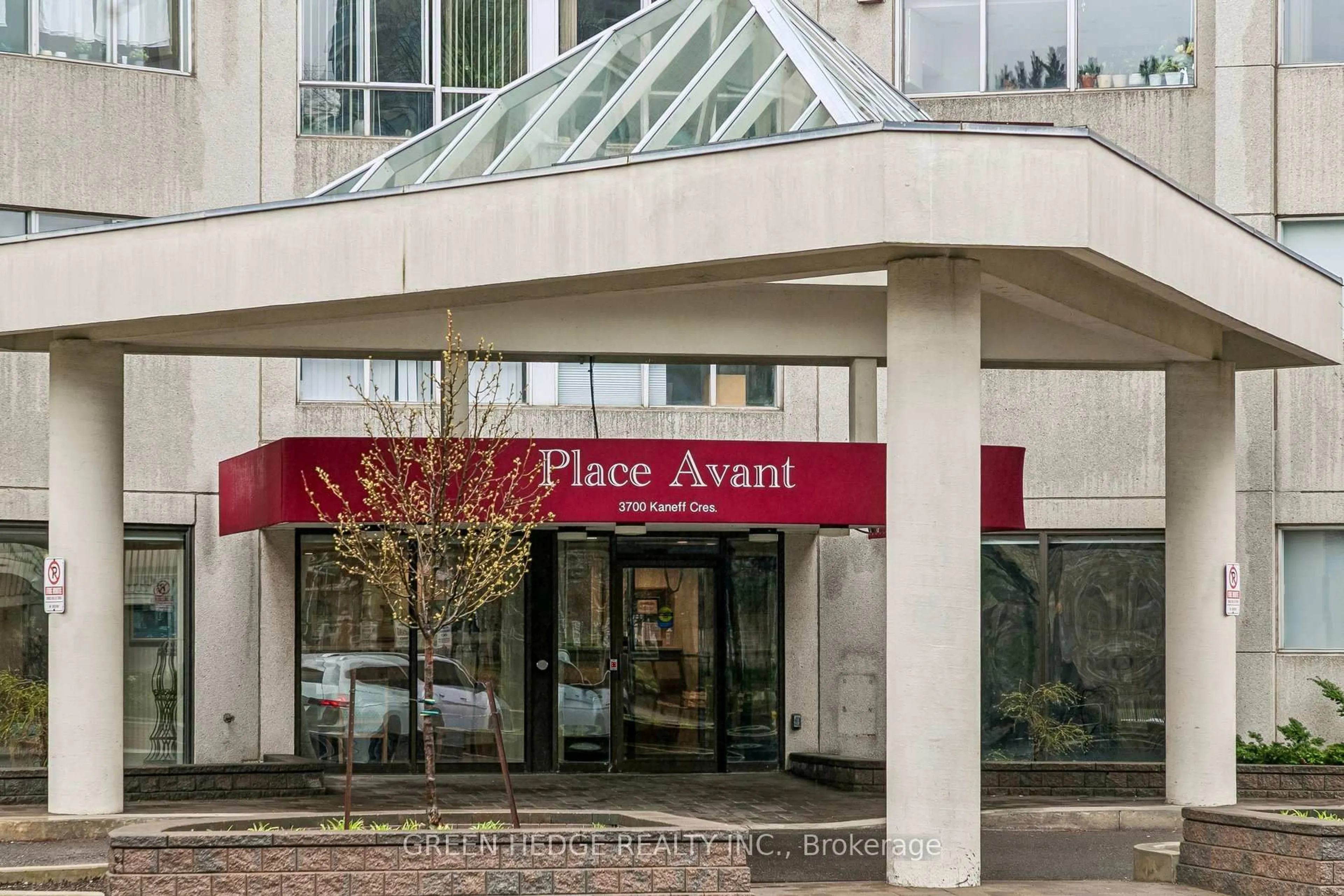 Unknown for 3700 Kaneff Cres #2102, Mississauga Ontario L5A 4B8