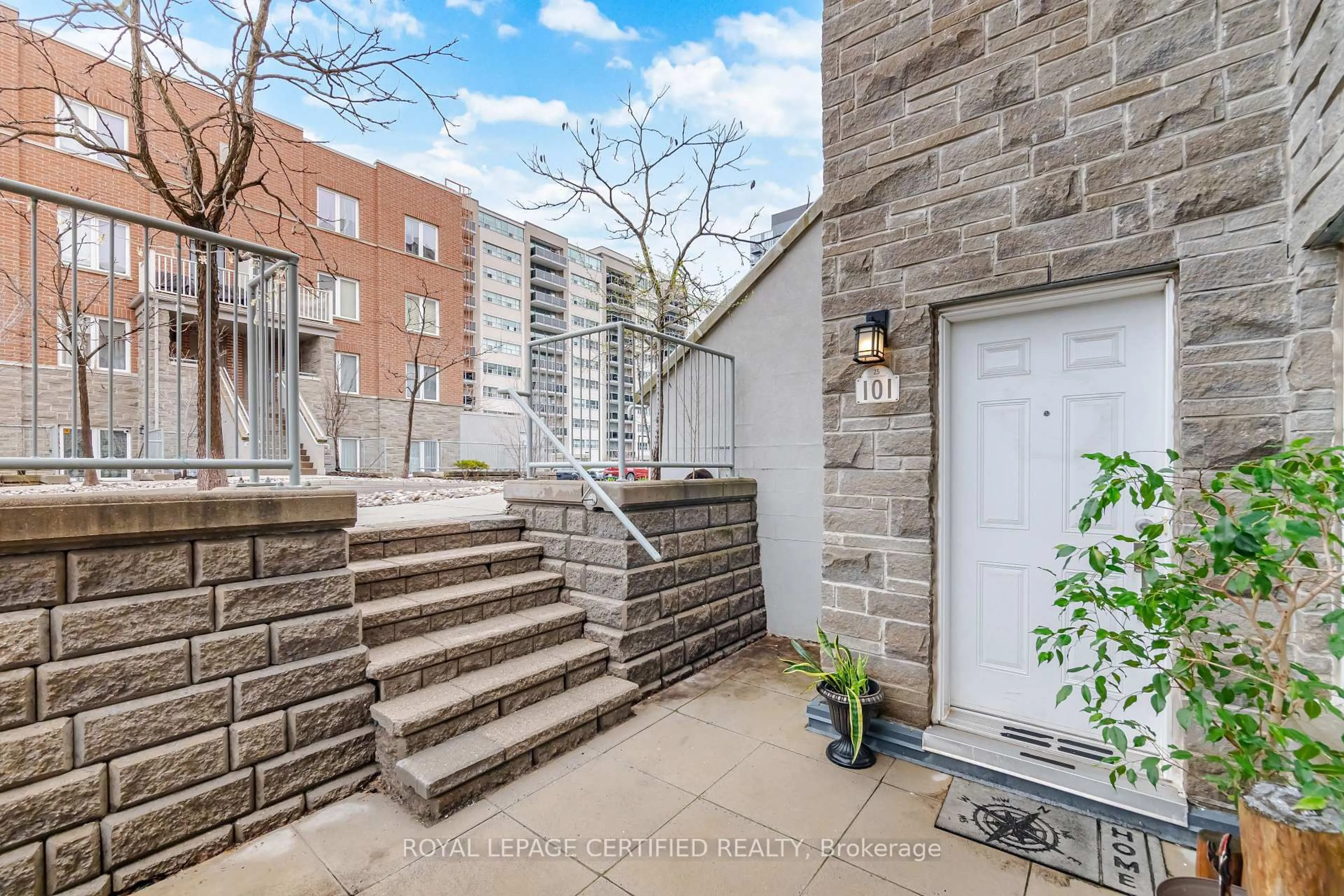 Unknown for 25 Richgrove Dr #101, Toronto Ontario M9R 0A3