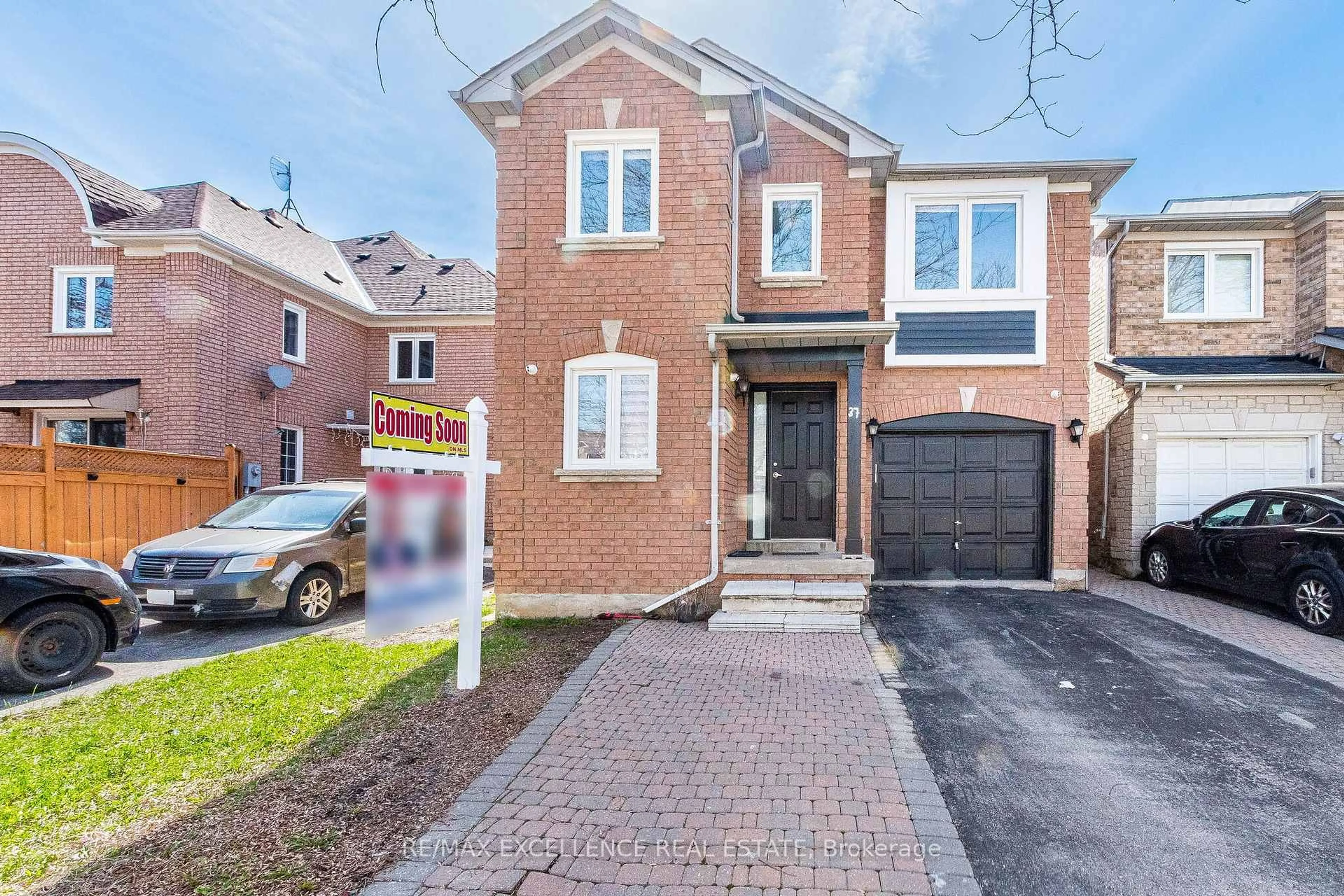 Home with brick exterior material, street for 37 Elk St, Brampton Ontario L6R 1R9