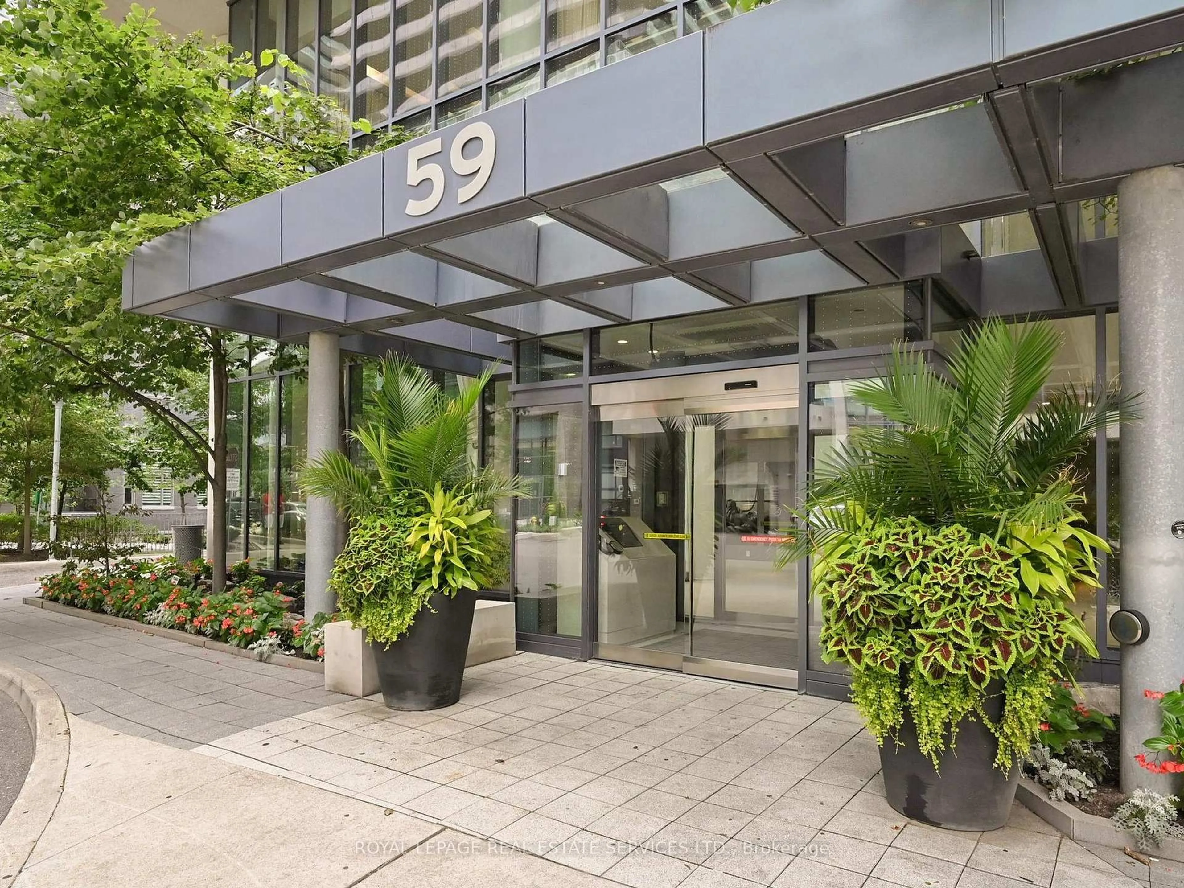 Unknown for 59 Annie Craig Dr #2808, Toronto Ontario M8V 0C4