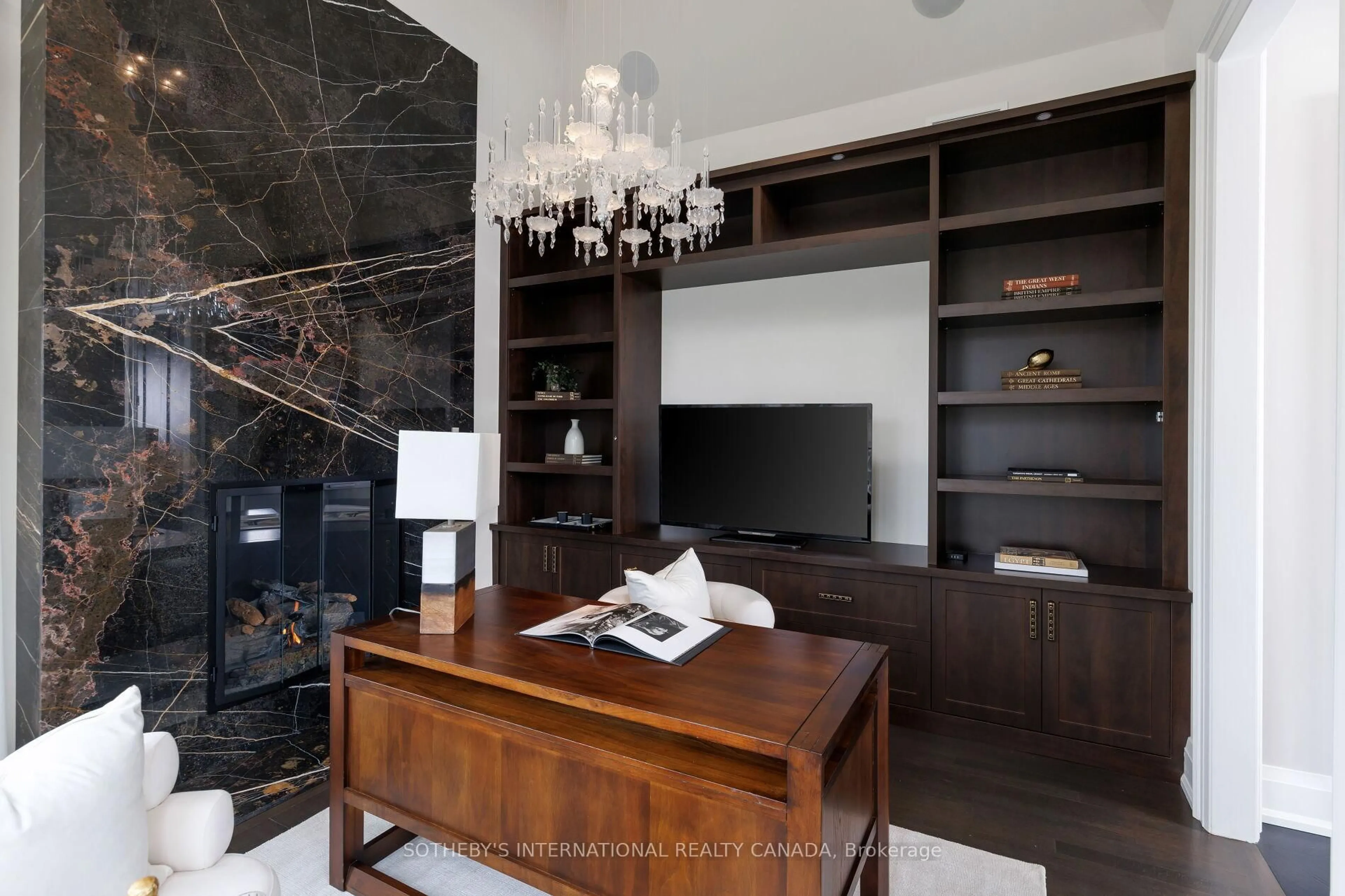 Home theater for 122 Wimbleton Rd, Toronto Ontario M9A 3S6