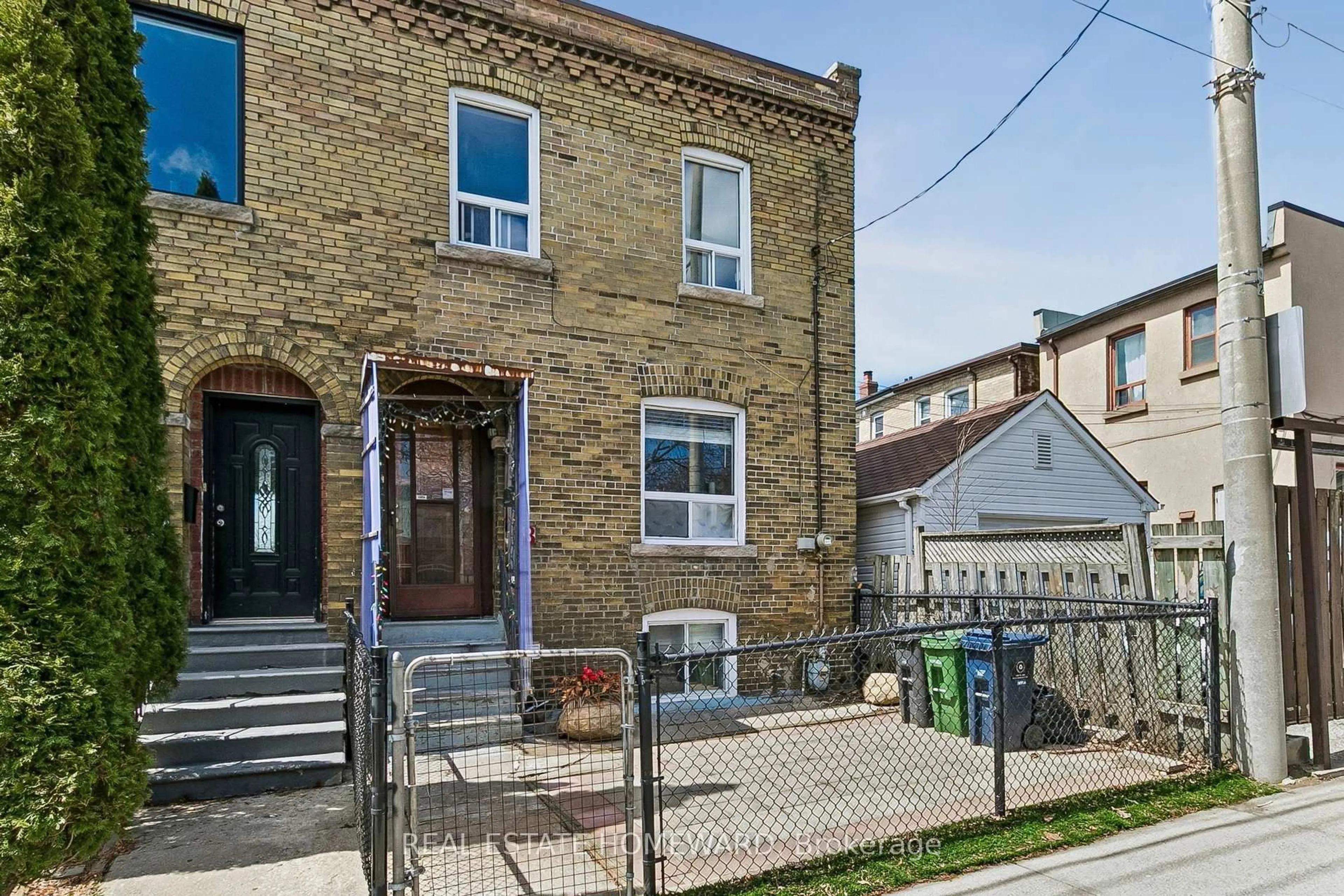 Unknown for 98 Via Italia, Toronto Ontario M6H 3R8