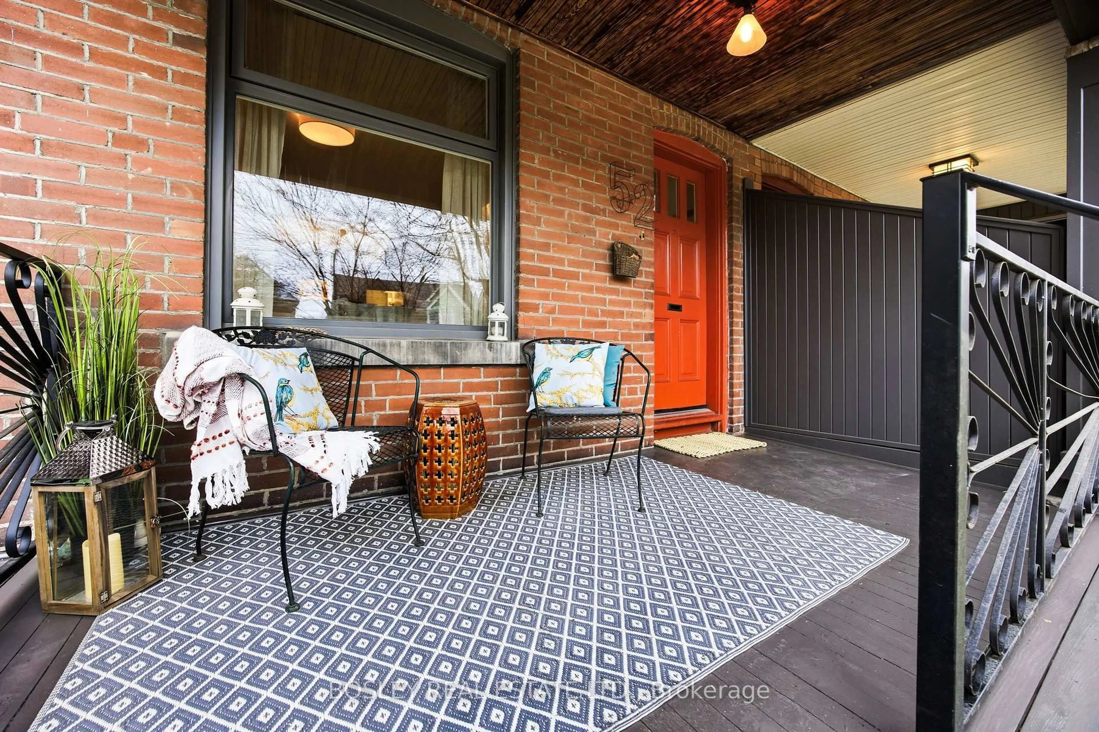 Patio, street for 52 Fermanagh Ave, Toronto Ontario M6R 1M2