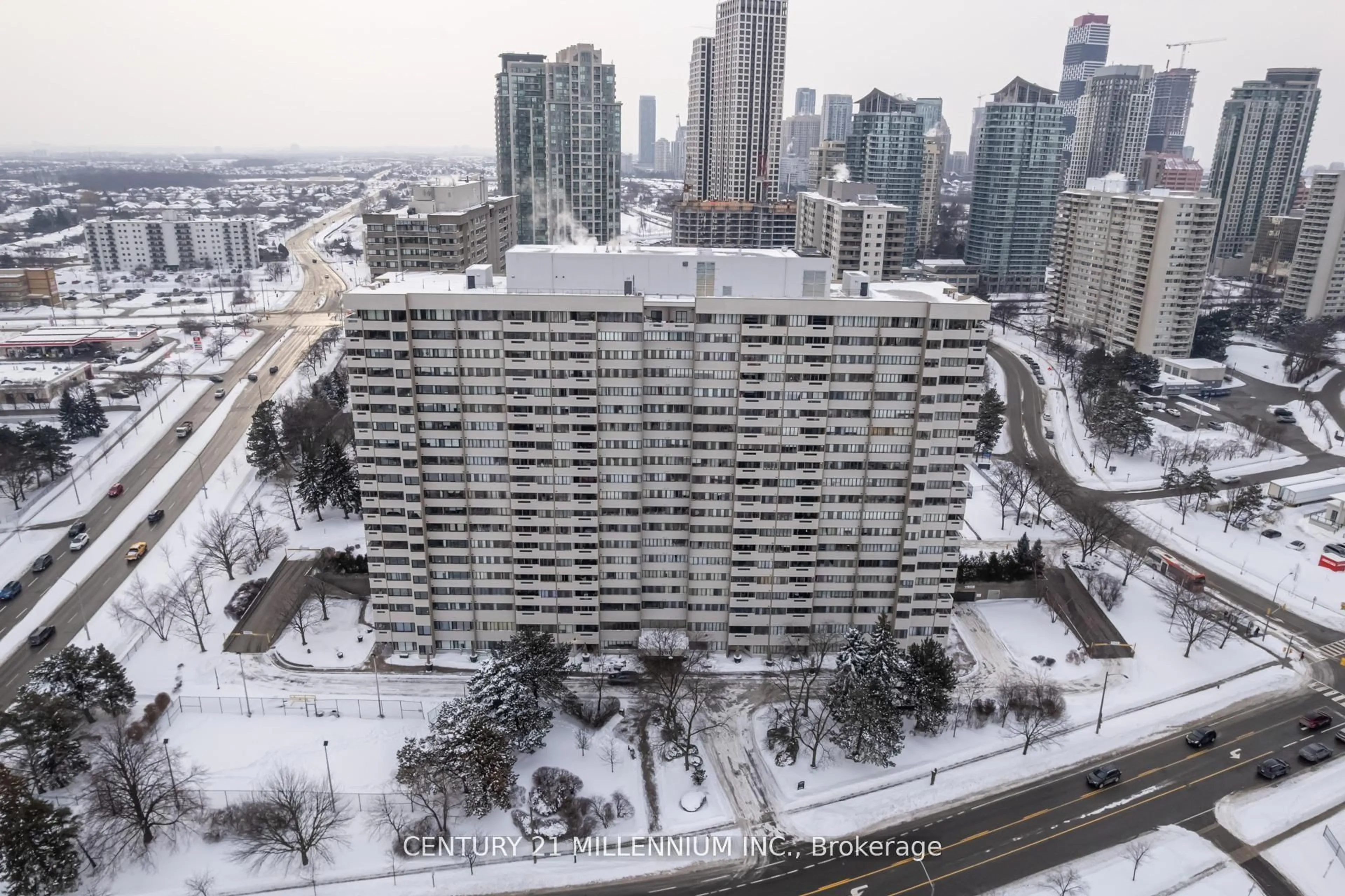 A pic from outside/outdoor area/front of a property/back of a property/a pic from drone, city buildings view from balcony for 1580 Mississauga Valley Blvd #910, Mississauga Ontario L5A 3T8