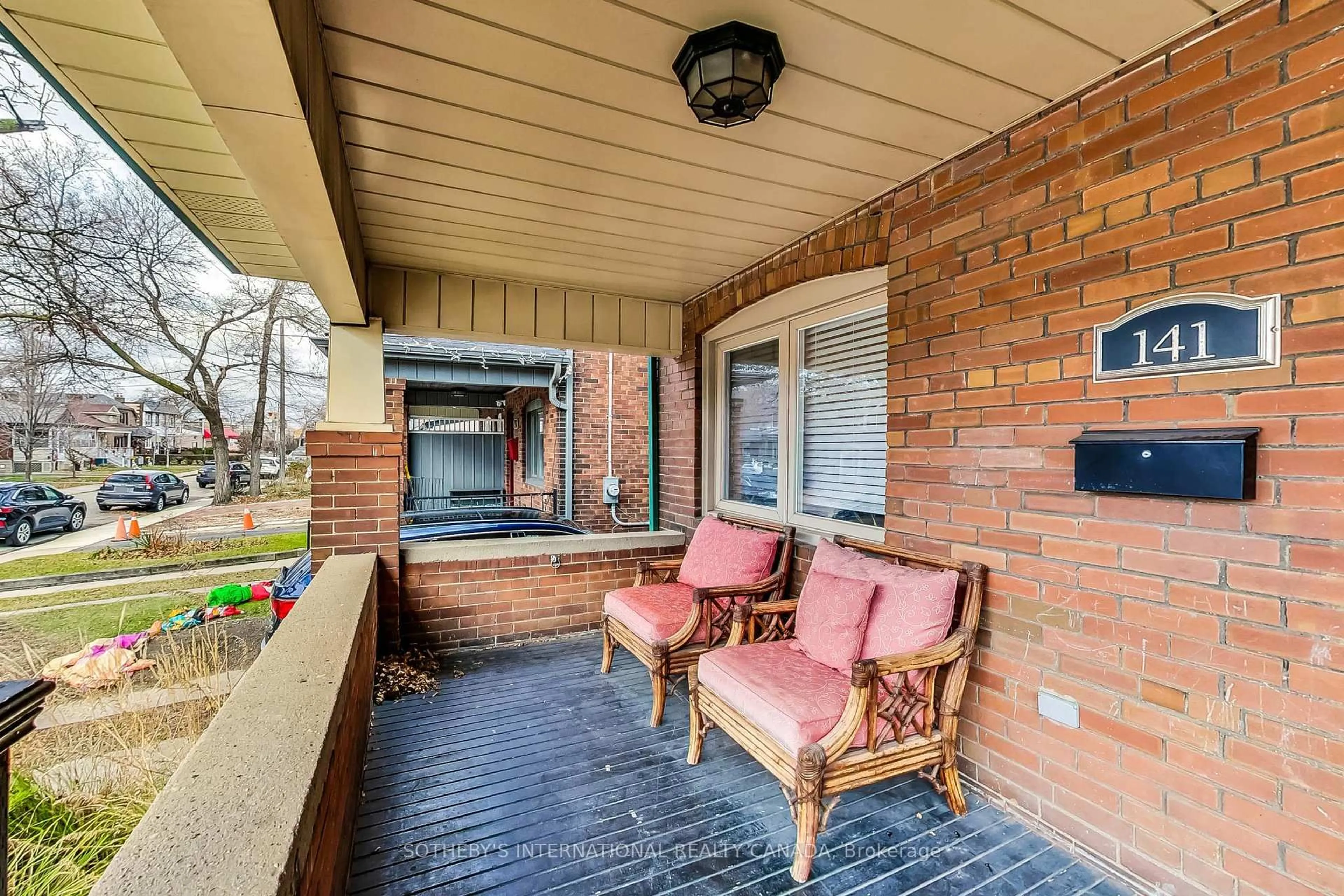 Patio, street for 141 Priscilla Ave, Toronto Ontario M6S 3W4