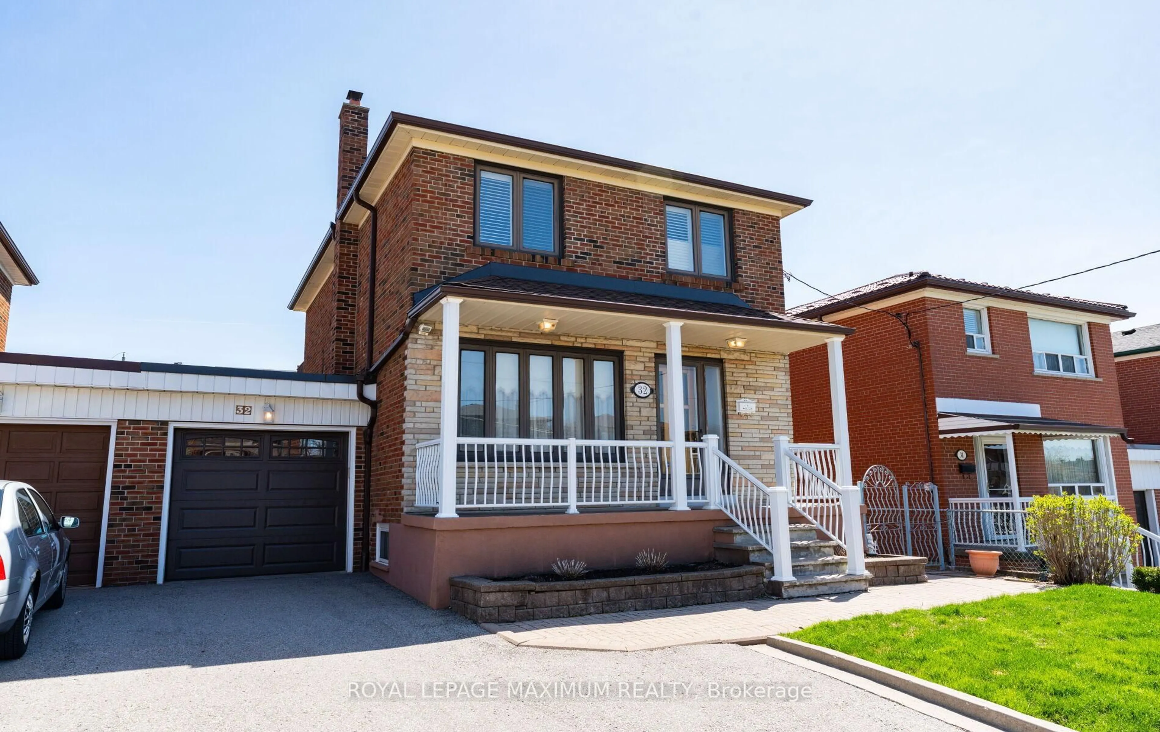 Home with brick exterior material, street for 32 Ianhall Rd, Toronto Ontario M3M 2B1
