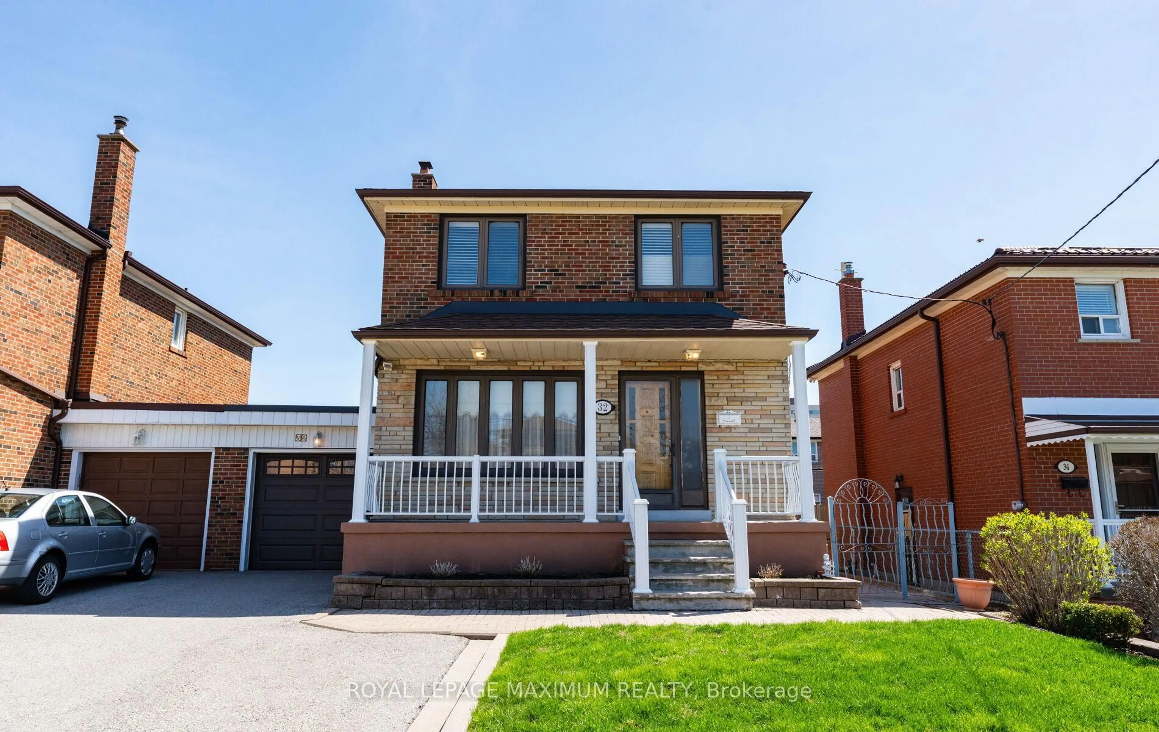 Home with brick exterior material, street for 32 Ianhall Rd, Toronto Ontario M3M 2B1