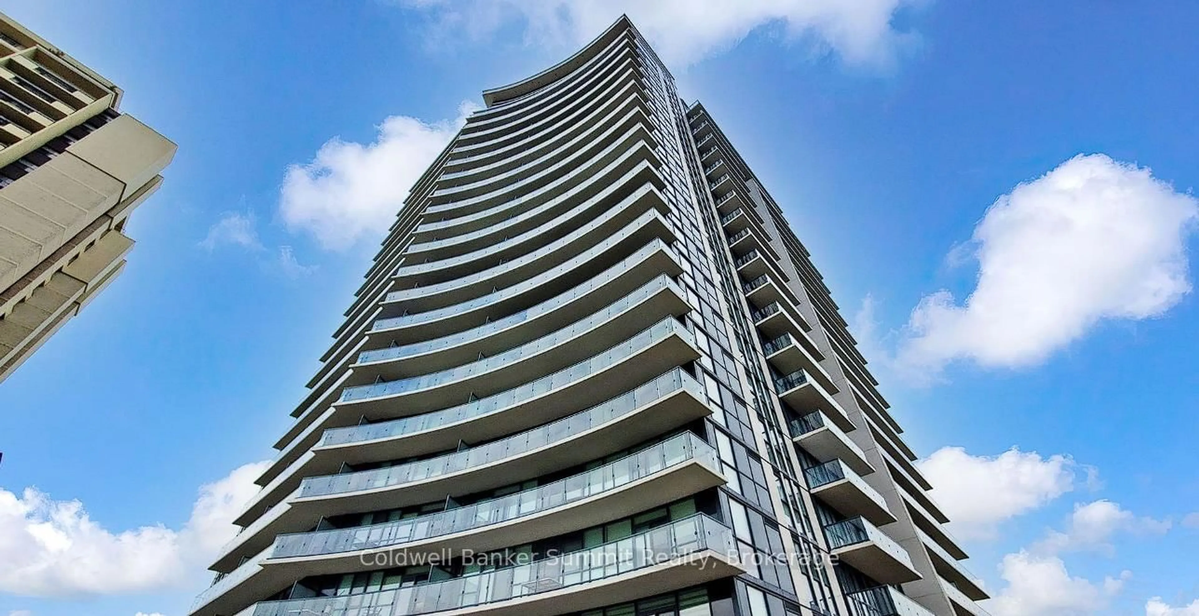 Indoor foyer for 1461 Lawrence Avenue West Ave #504, Toronto Ontario M6L 0A6