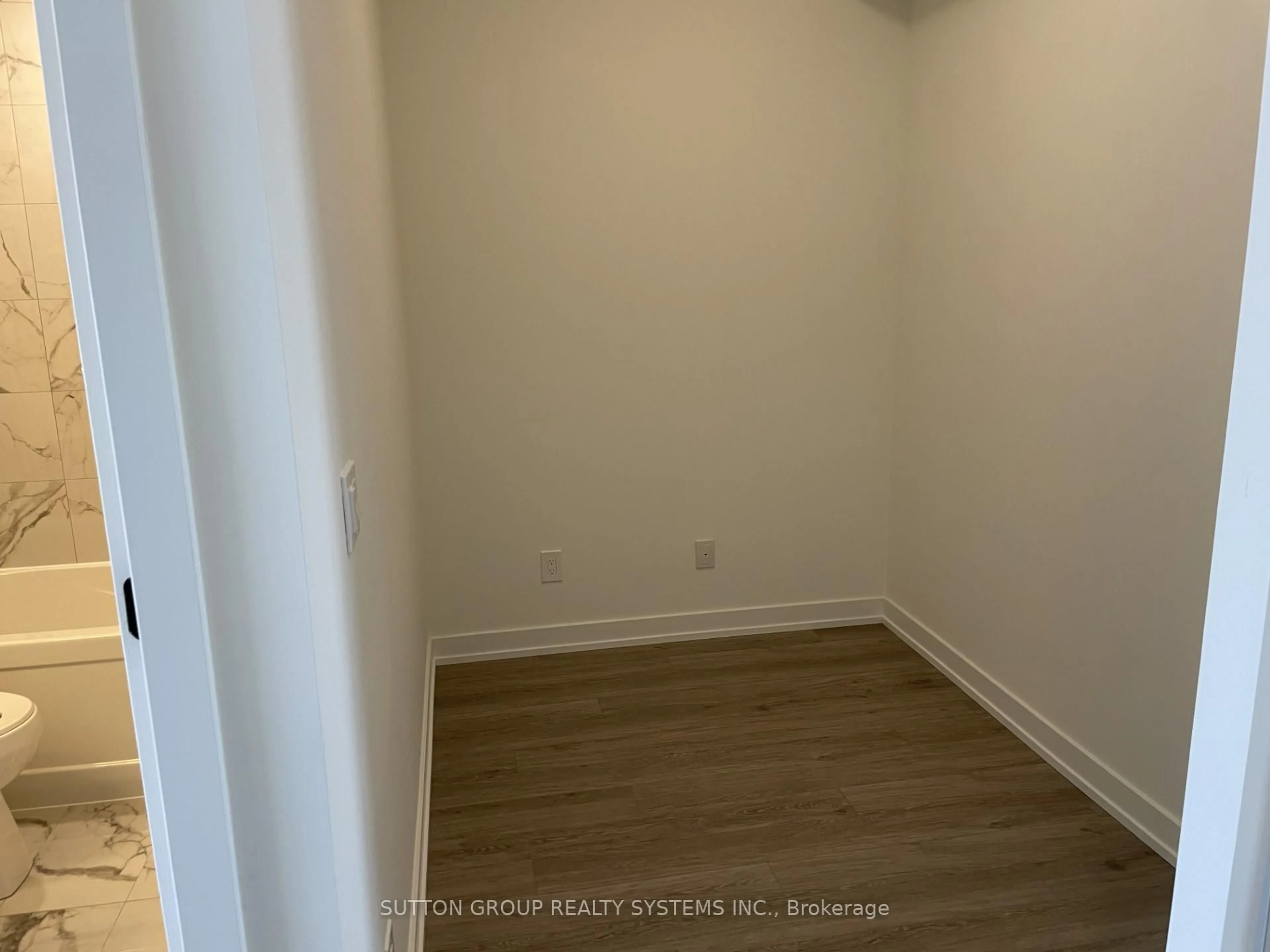 A pic of a room for 335 Wheat Boom Dr #618, Oakville Ontario L6H 7Y1