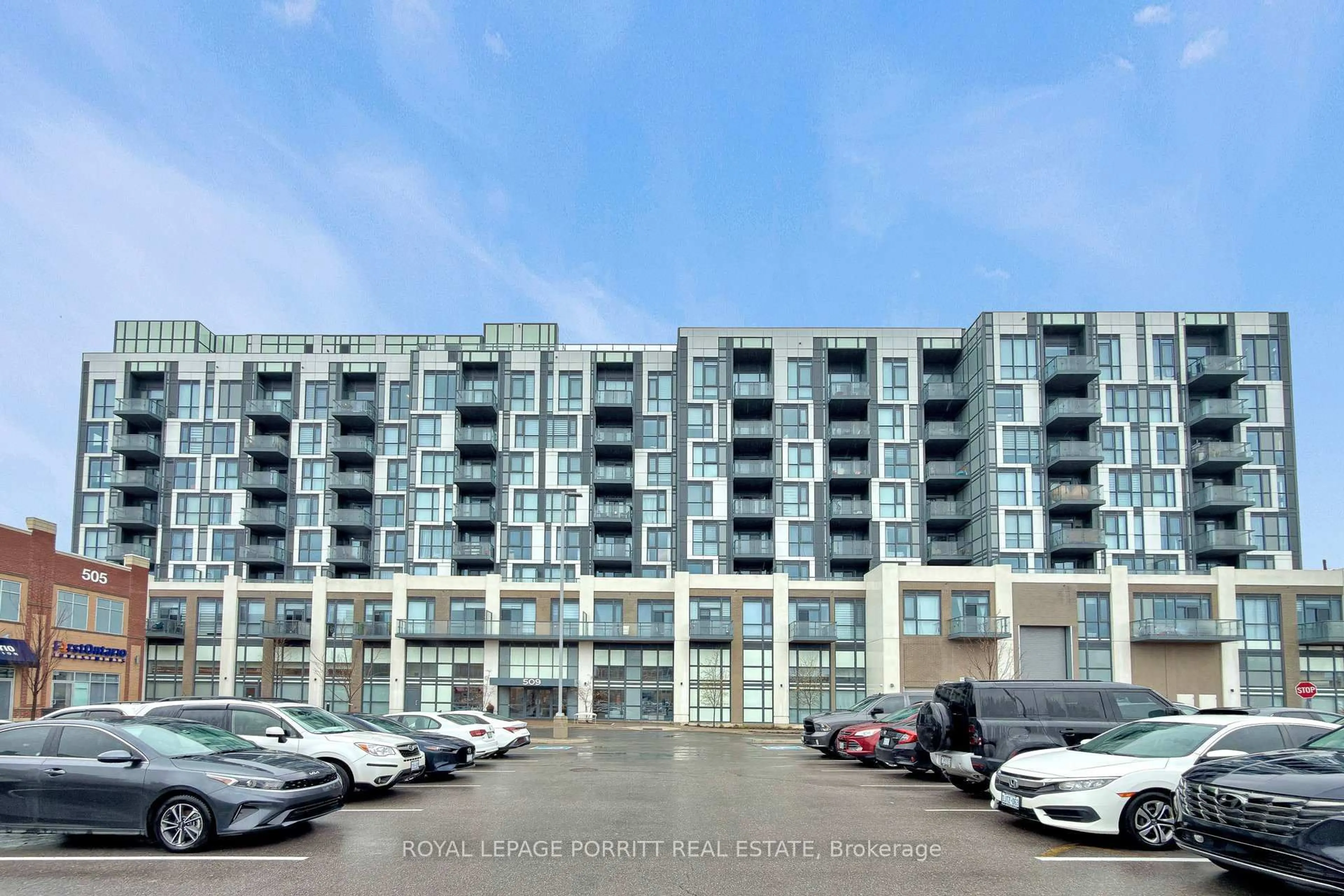 Unknown for 509 Dundas St #604, Oakville Ontario L6M 5P4