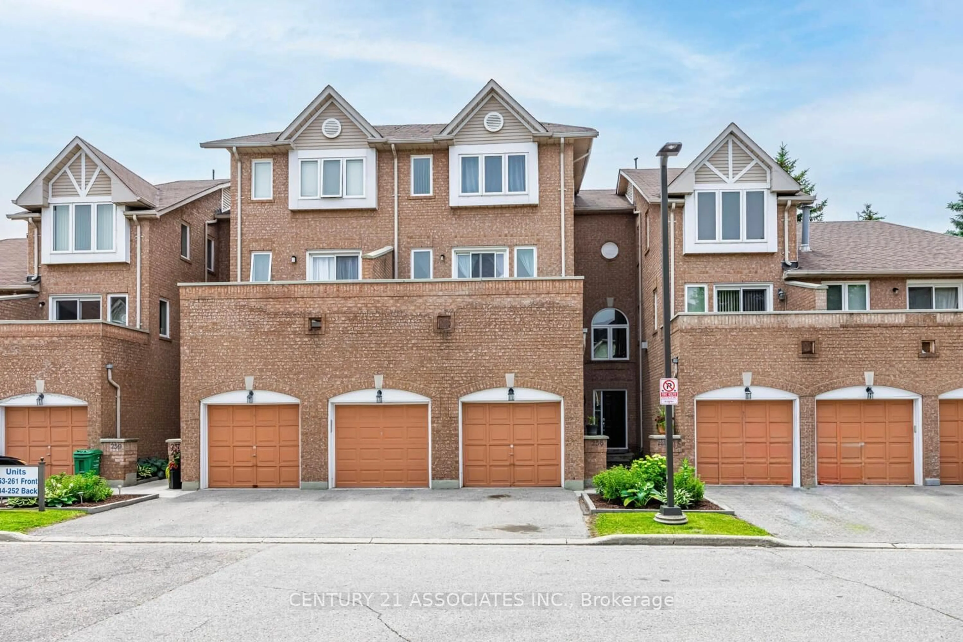 Unknown for 60 Barondale Dr #256, Mississauga Ontario L4Z 3N8