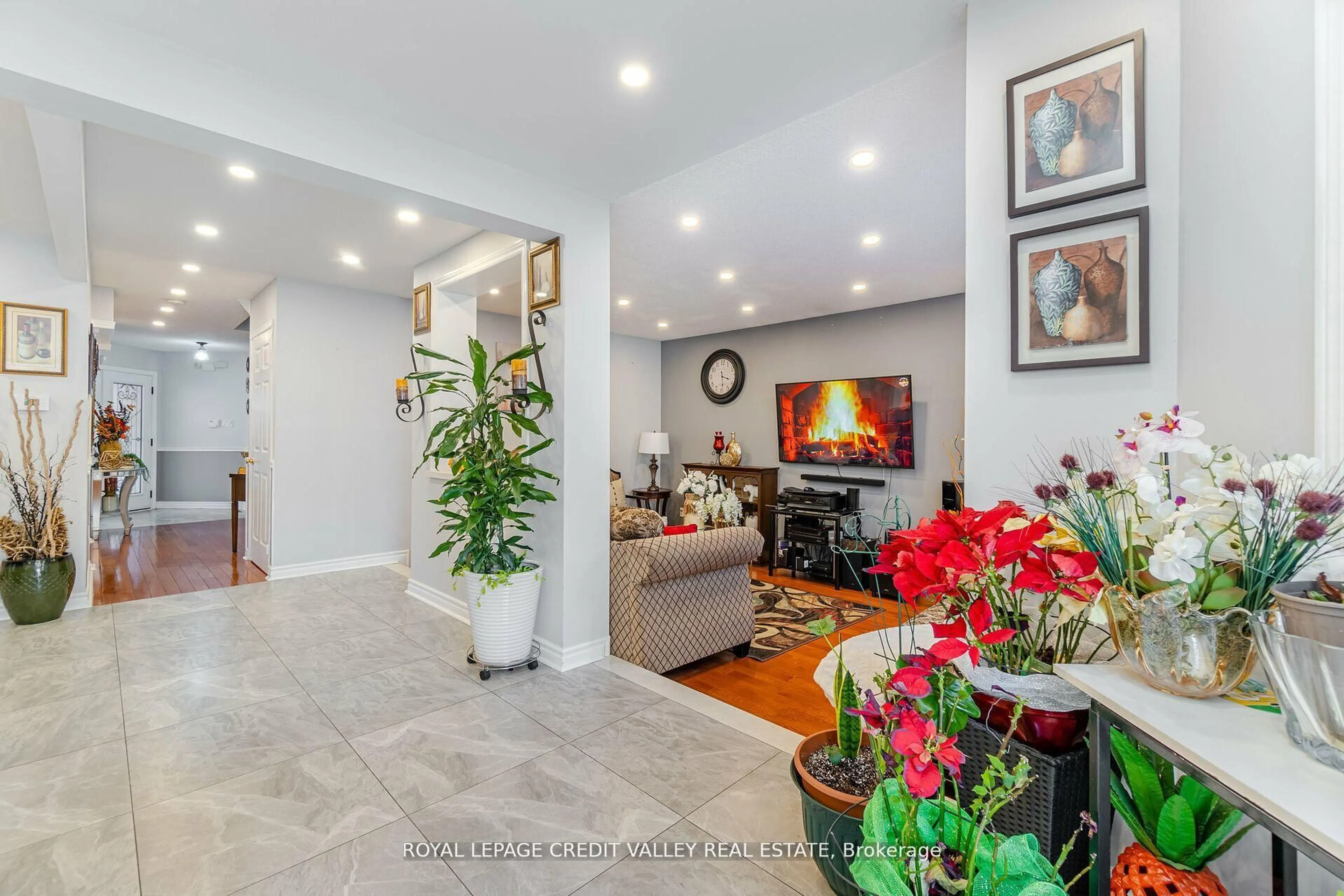 Unknown for 103 Vivians Cres, Brampton Ontario L6Y 4V4