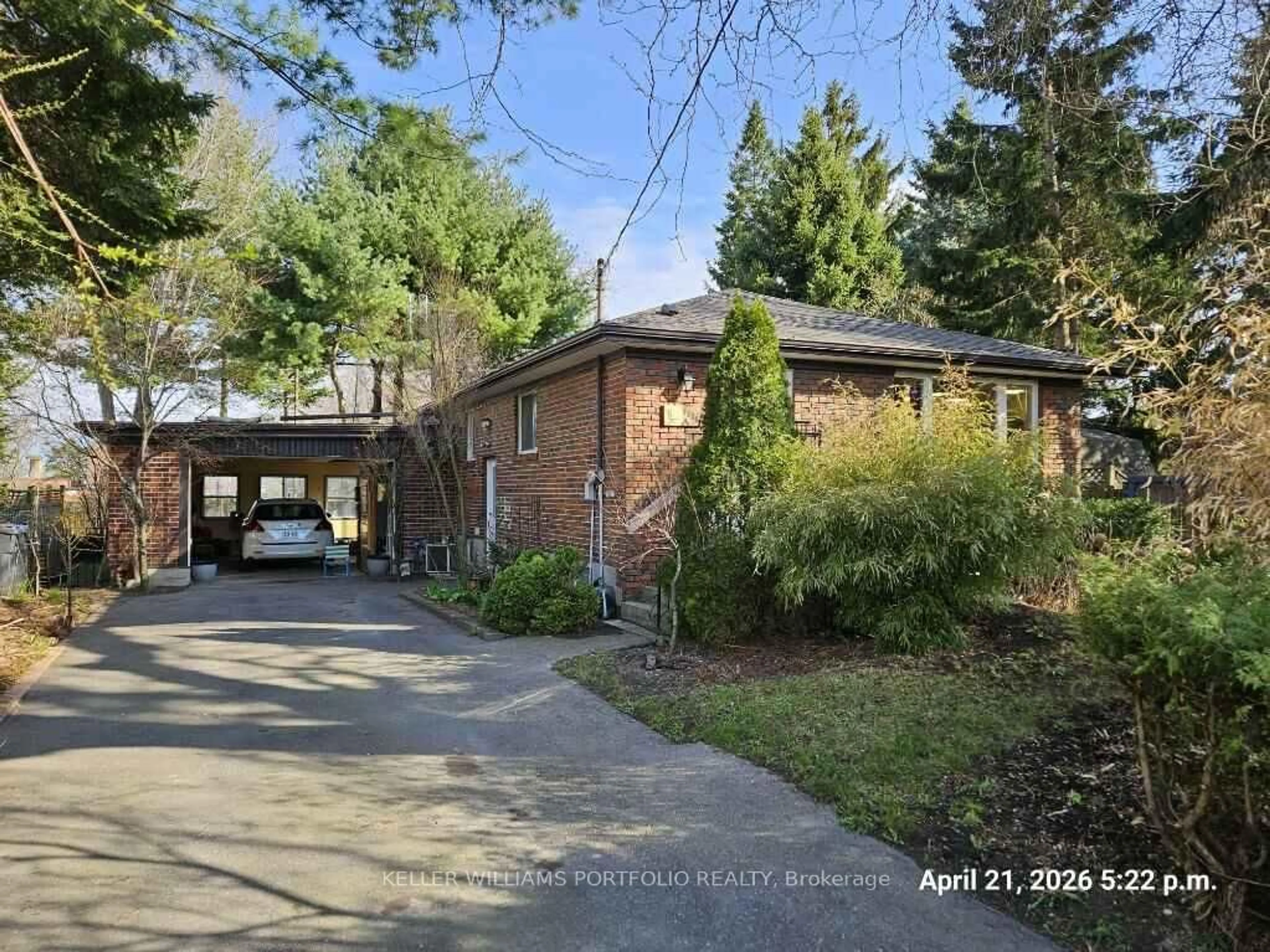 Unknown for 1228 St Mary's Ave, Mississauga Ontario L5E 1H7