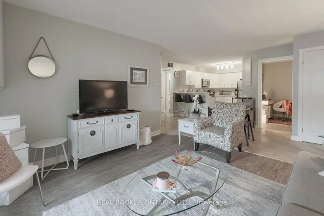 2040 Cleaver Ave #218, Burlington 3
