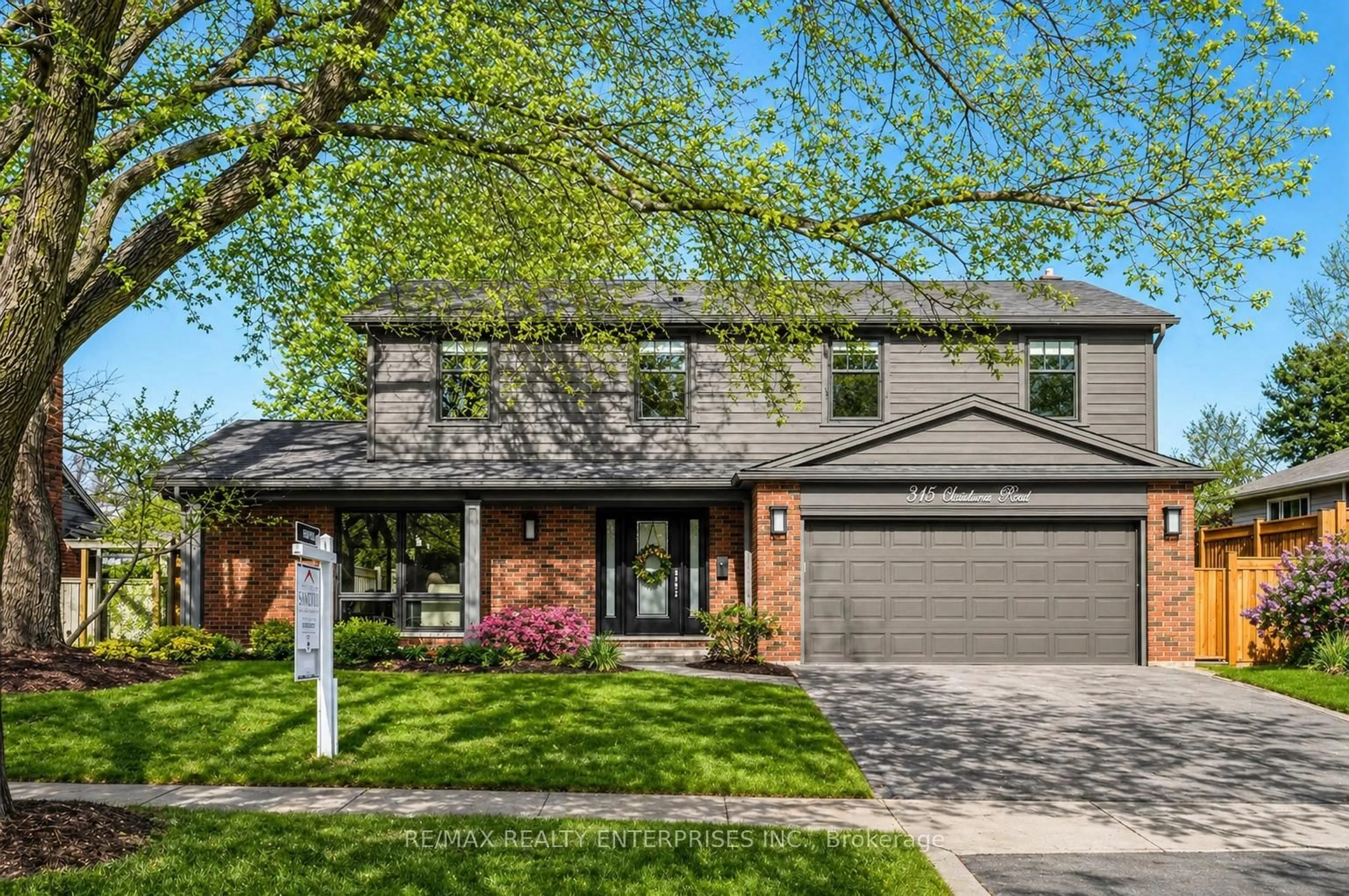 Home with brick exterior material, street for 315 Swinburne Rd, Burlington Ontario L7N 1Z9