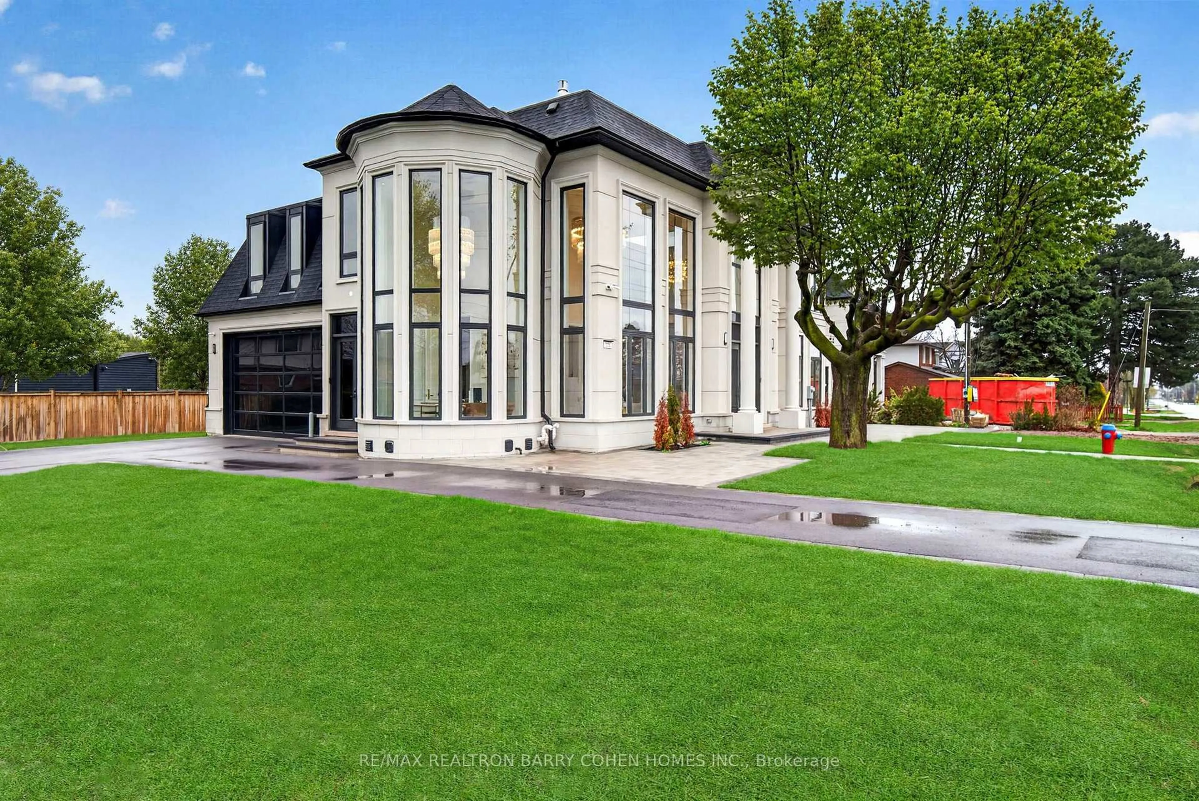 Home with brick exterior material, street for 321 Morden Rd, Oakville Ontario L6K 2S6