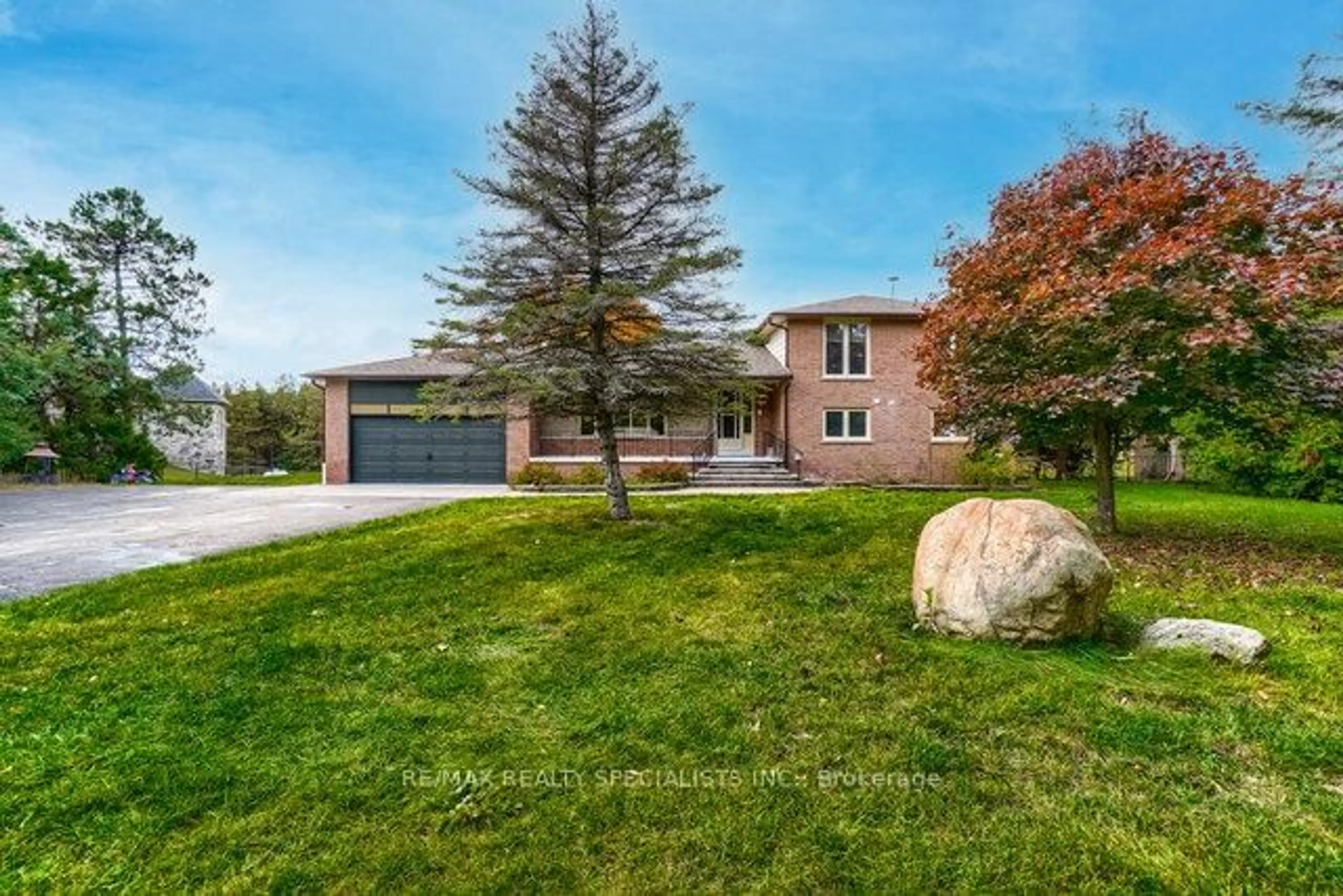 Home with brick exterior material, street for 17374 Mount Pleasant Rd, Caledon Ontario L7E 3M8