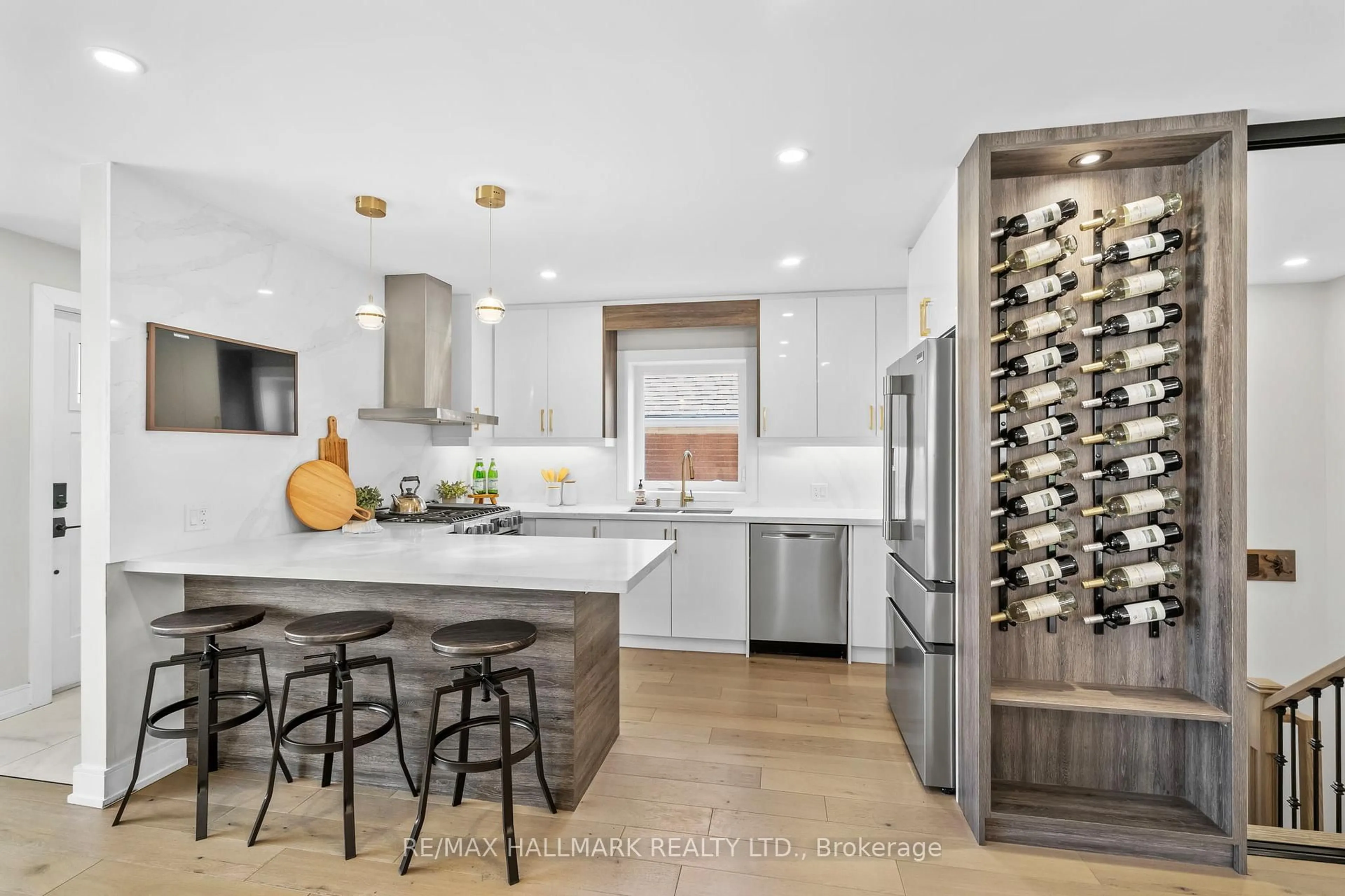 Contemporary kitchen, ceramic/tile floor for 136 Lothian Ave, Toronto Ontario M8Z 4L4