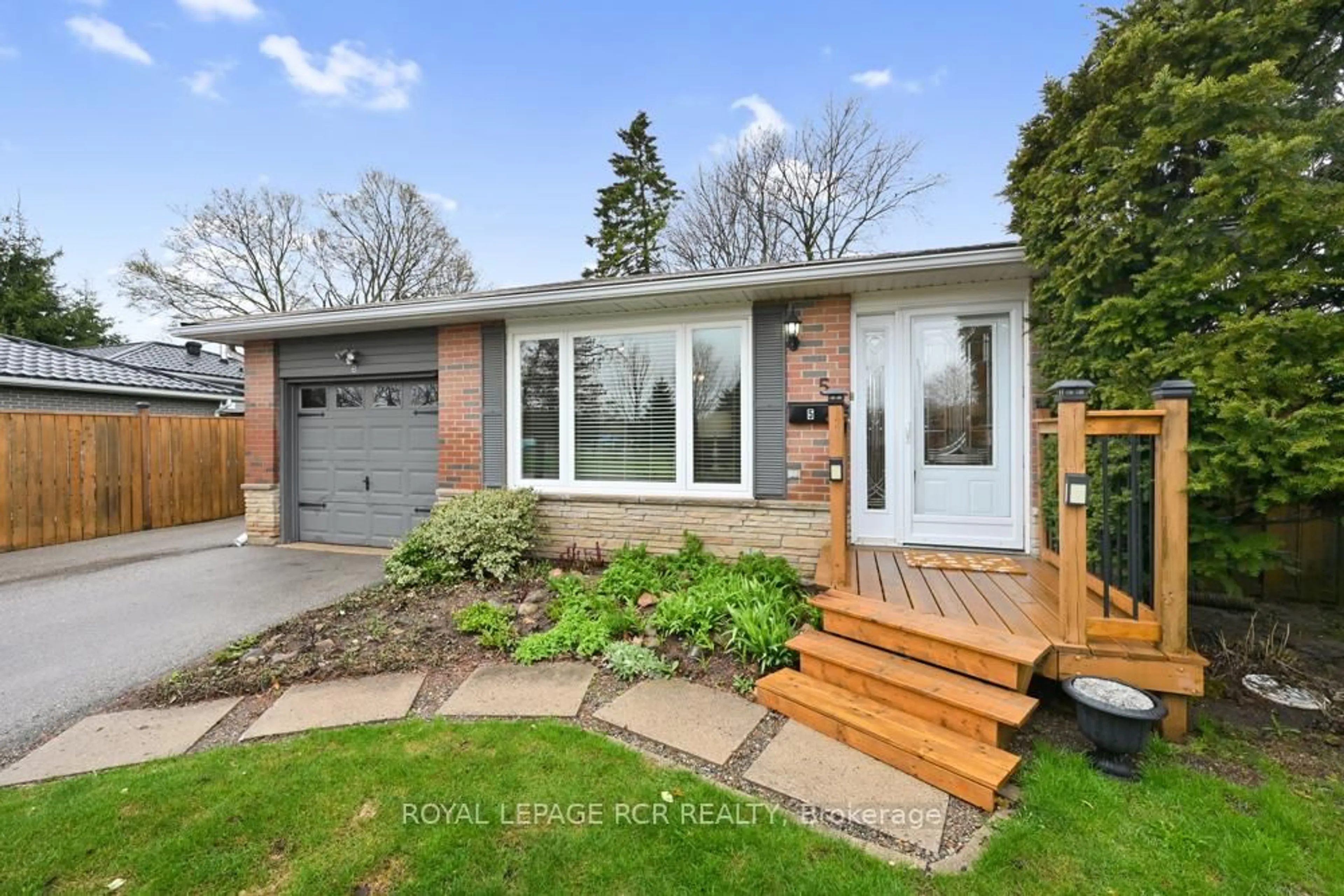 Home with brick exterior material, street for 5 Lawrence Ave, Orangeville Ontario L9W 1S5