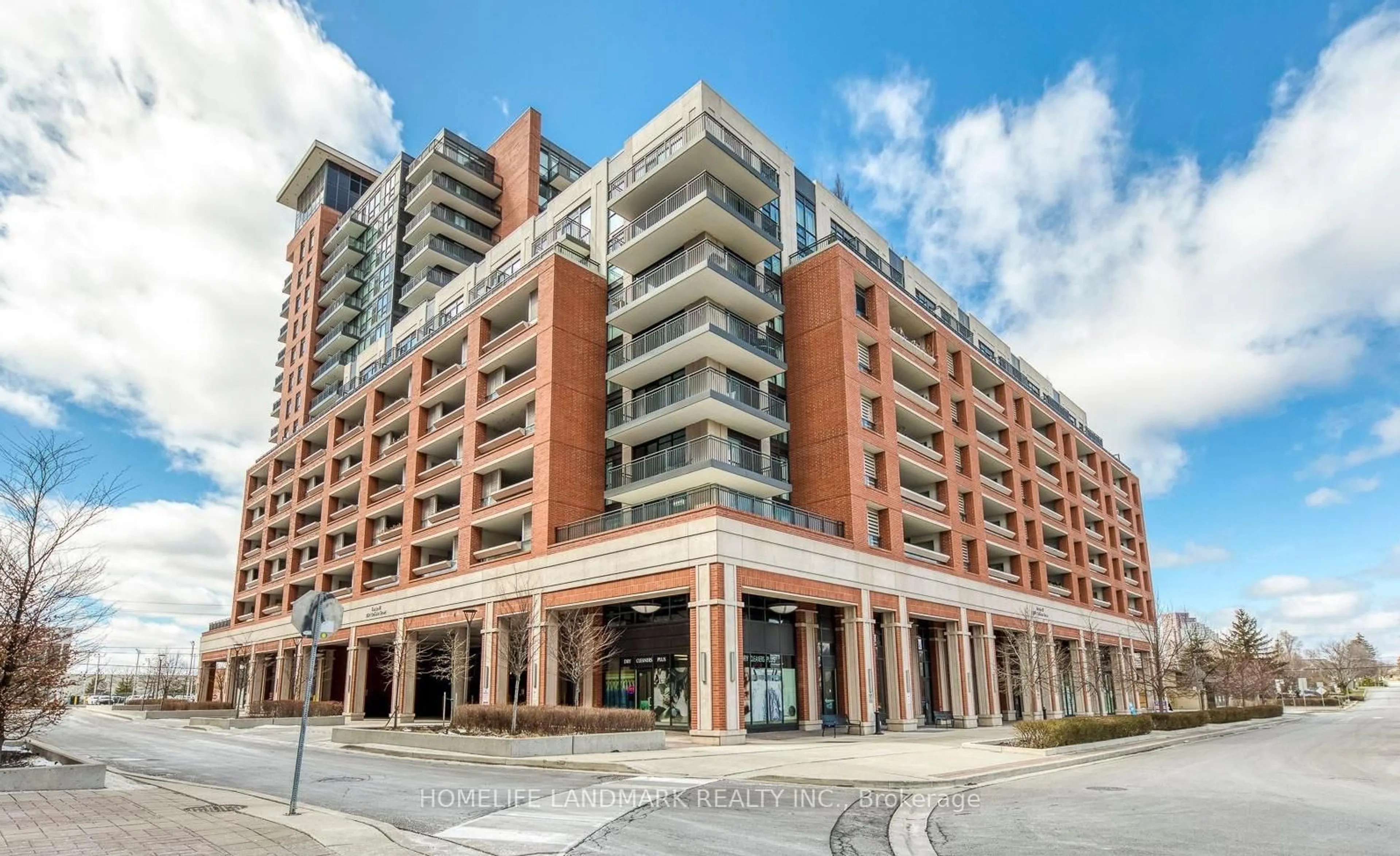 Unknown for 3091 Dufferin St #208, Toronto Ontario M6A 0C4